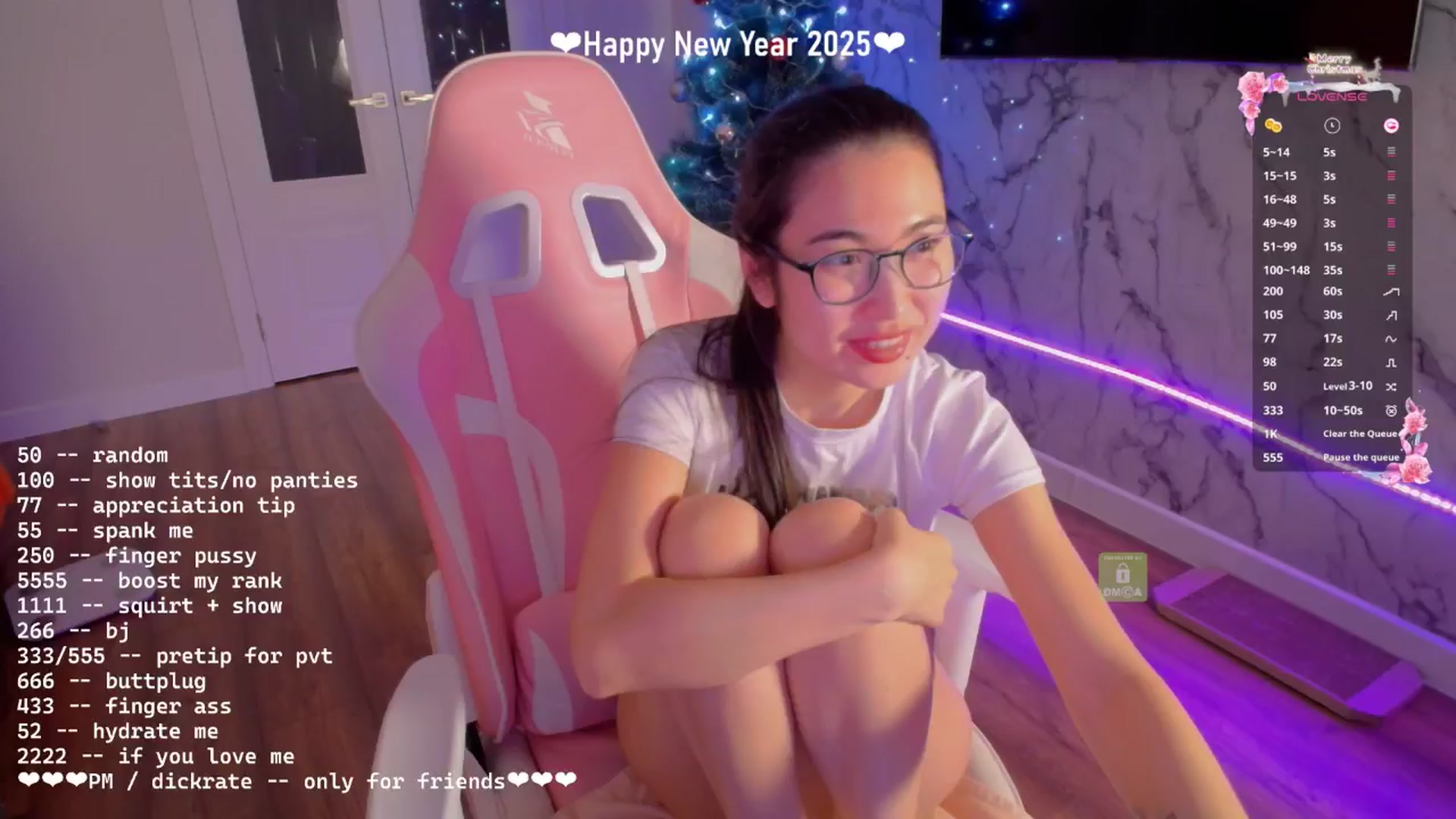 Gallery image thumbnail from AweSome_Gi's myfreecams stream on, 01/08/2025, 18:07 image 17 of 20
