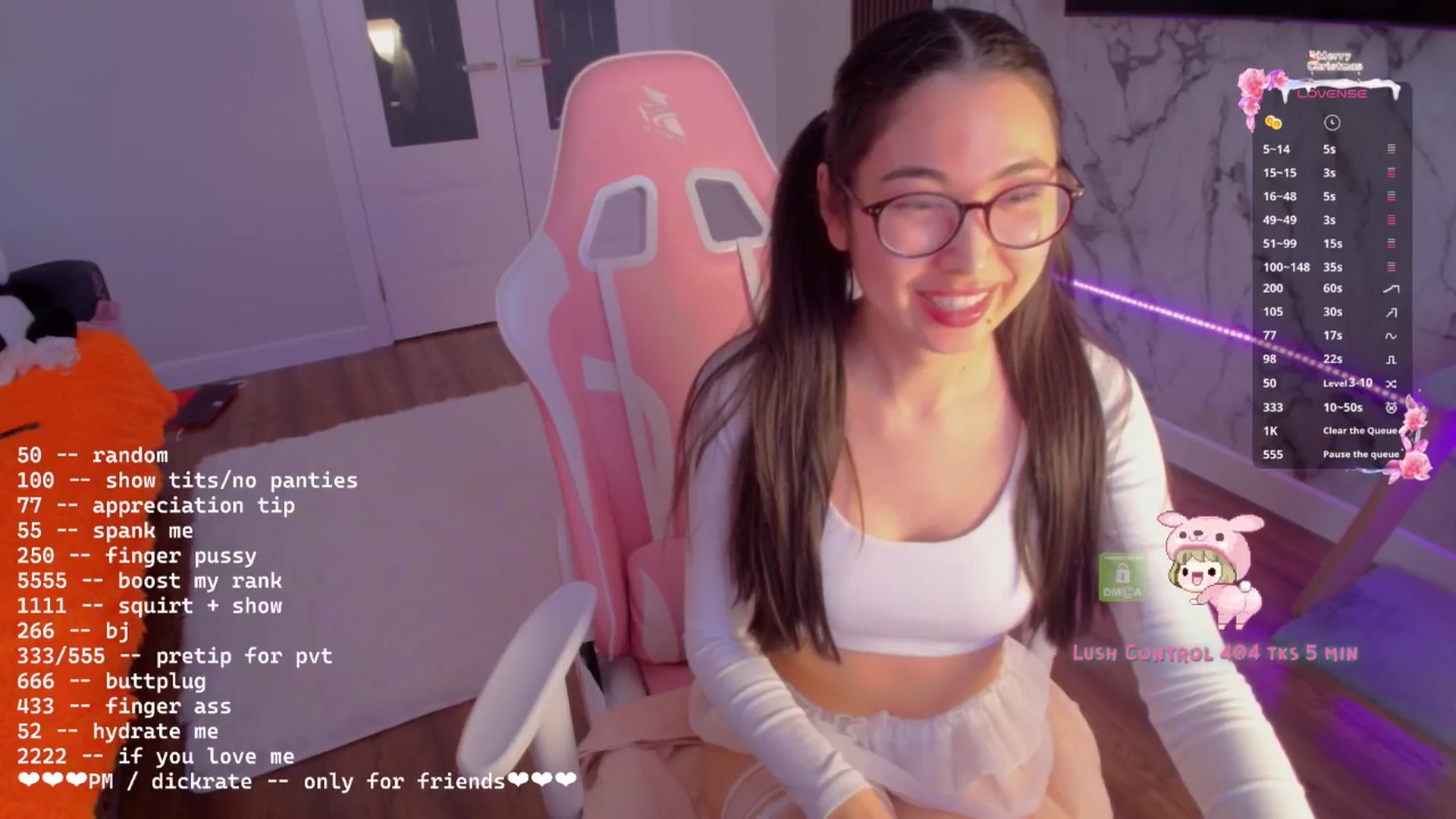 Gallery image thumbnail from AweSome_Gi's myfreecams stream on, 01/22/2025, 06:27 image 13 of 20