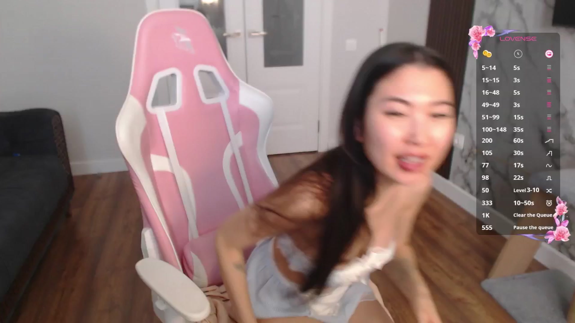Gallery image thumbnail from AweSome_Gi's myfreecams stream on, 06/19/2025, 04:20 image 3 of 20