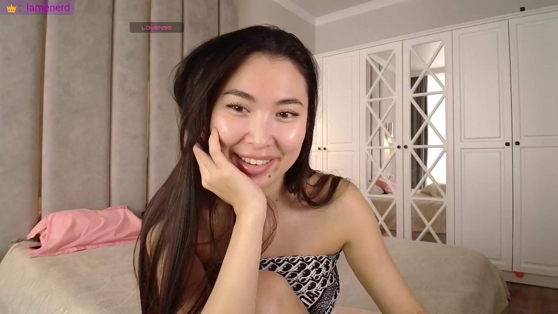 Gallery image thumbnail from AweSome_Gi's myfreecams stream on, 10/16/2025, 05:21 image 17 of 20