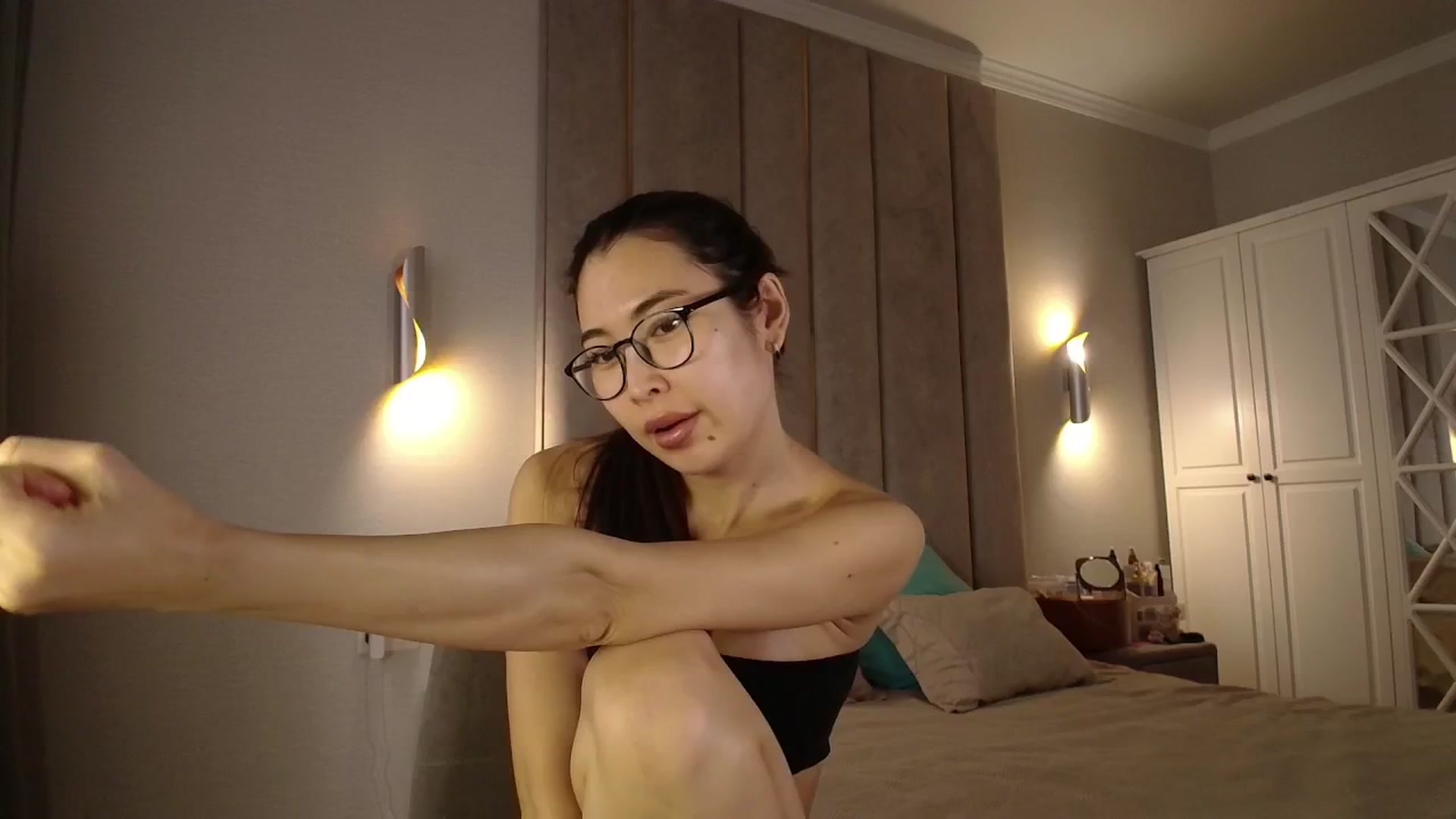 Gallery image thumbnail from AweSome_Gi's myfreecams stream on, 10/26/2025, 04:38 image 9 of 20