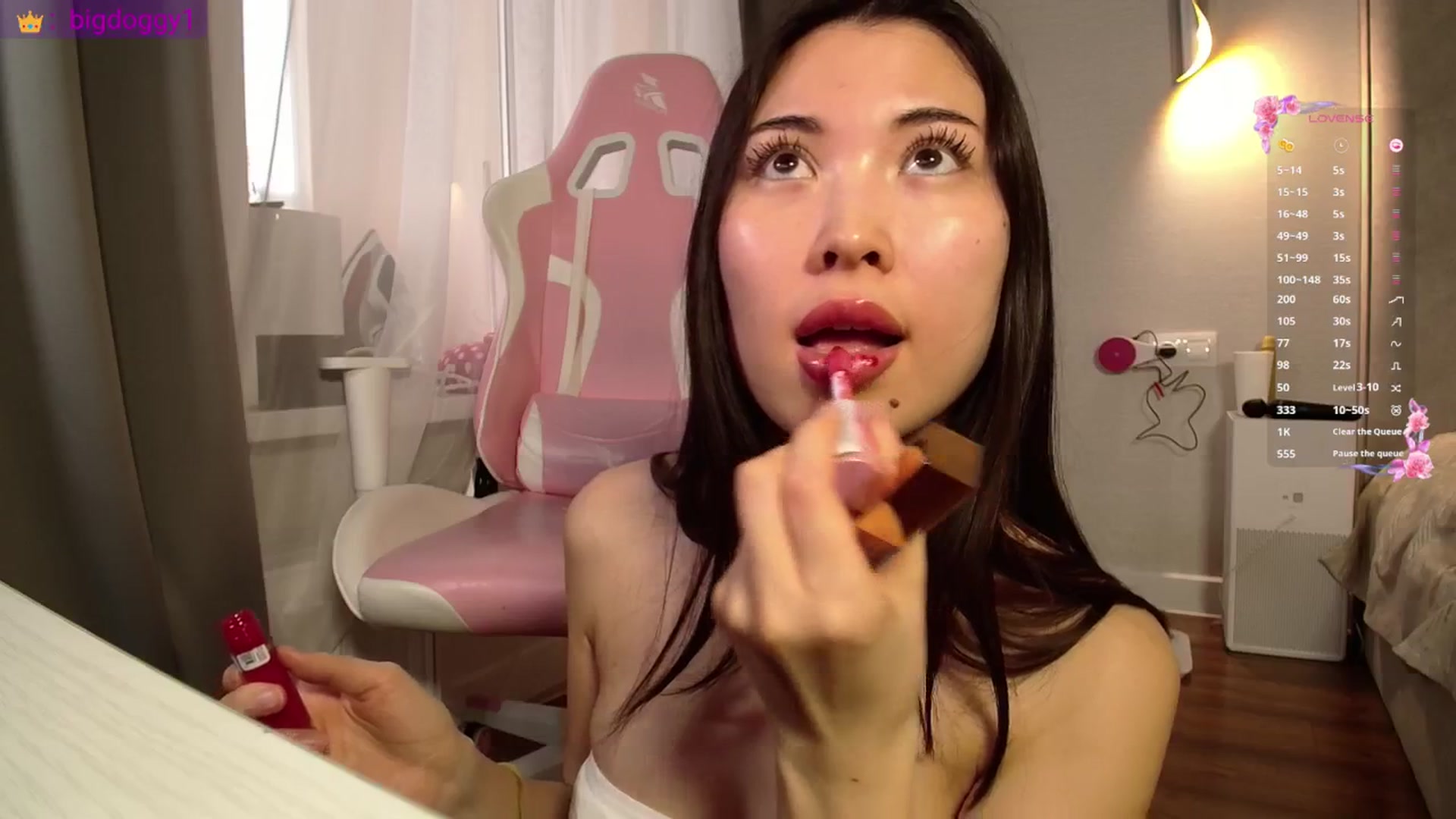 Gallery image thumbnail from AweSome_Gi's myfreecams stream on, 02/17/2026, 05:42 image 12 of 20