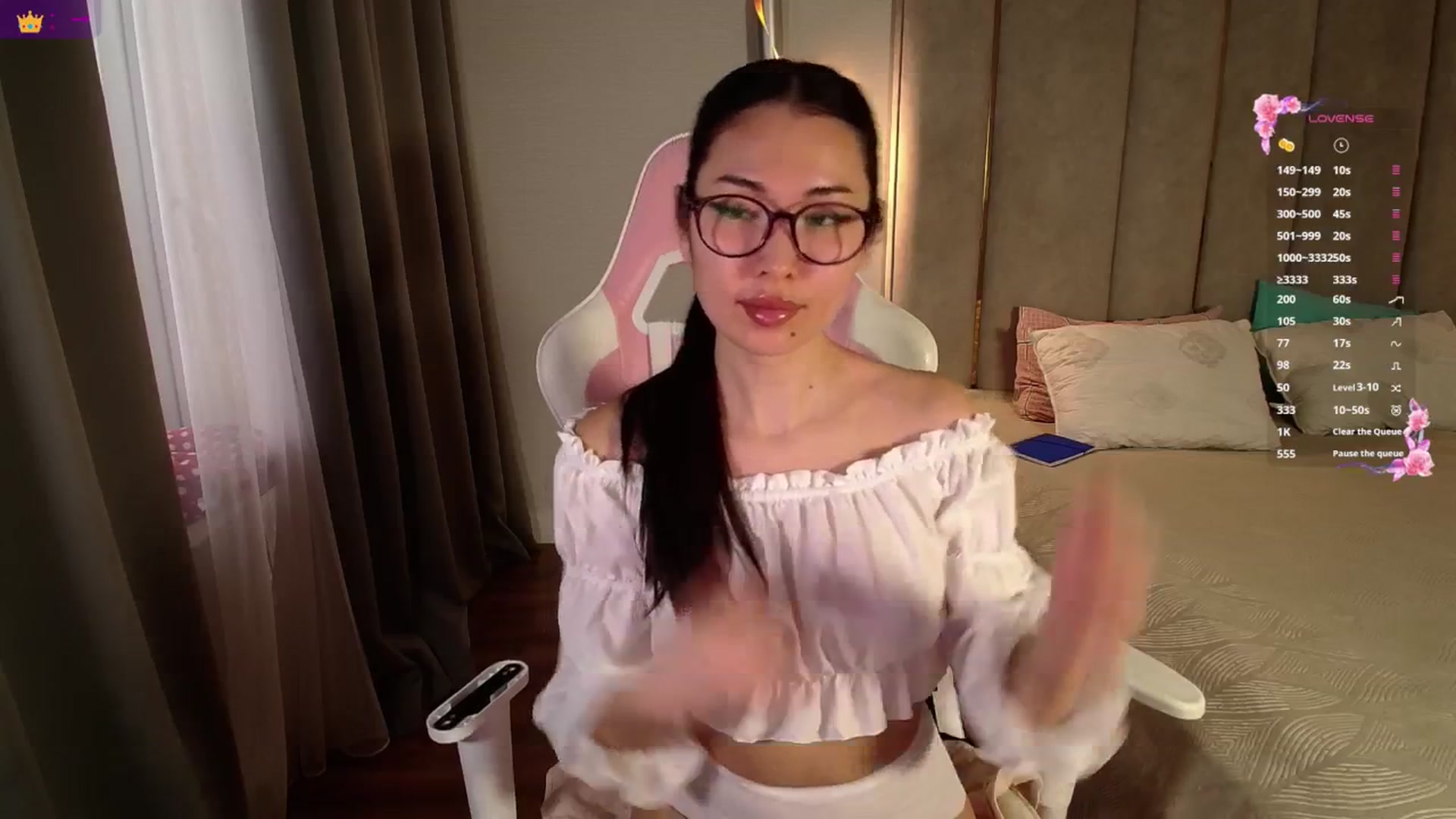 Gallery image thumbnail from AweSome_Gi's myfreecams stream on, 02/18/2026, 05:31 image 11 of 20