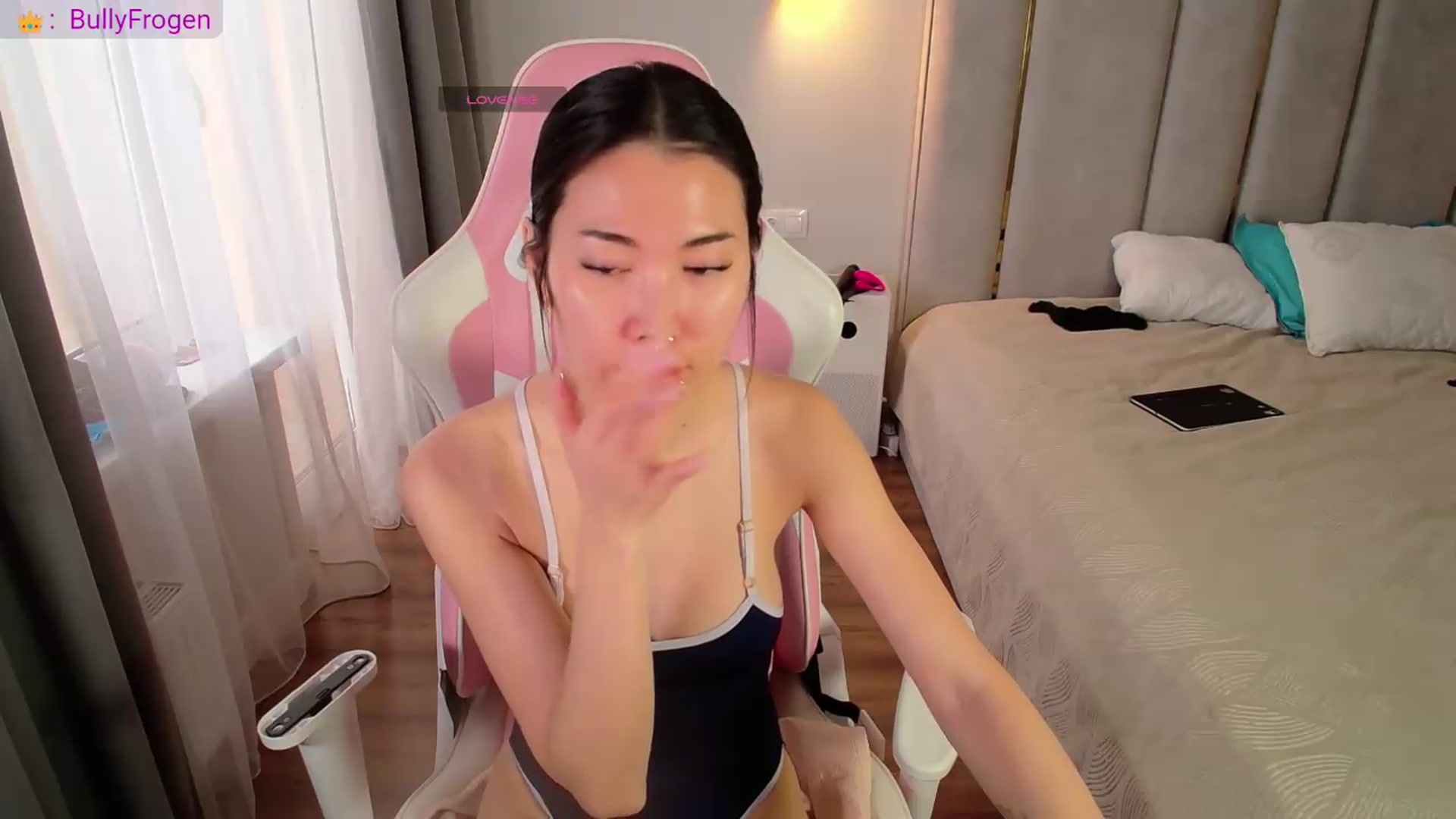 Gallery image thumbnail from AweSome_Gi's myfreecams stream on, 05/29/2026, 06:13 image 10 of 20