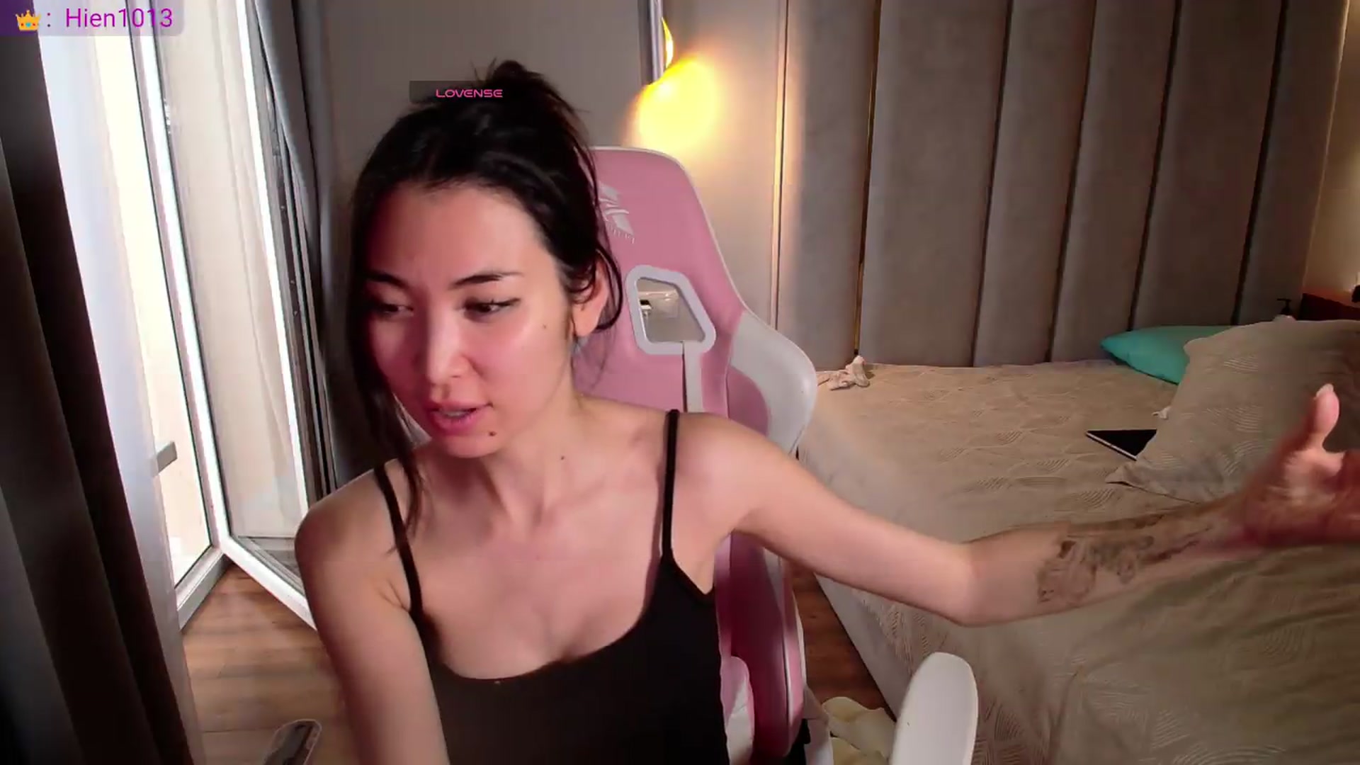 Gallery image thumbnail from AweSome_Gi's myfreecams stream on, 07/29/2026, 05:45 image 13 of 20