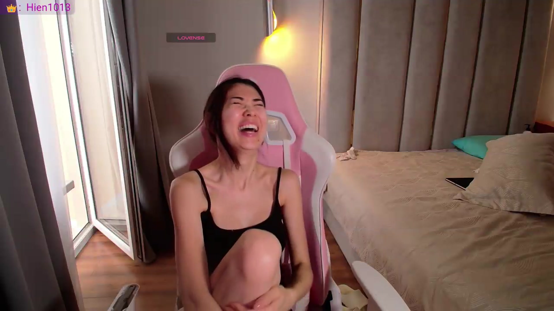Gallery image thumbnail from AweSome_Gi's myfreecams stream on, 07/29/2026, 05:45 image 10 of 20