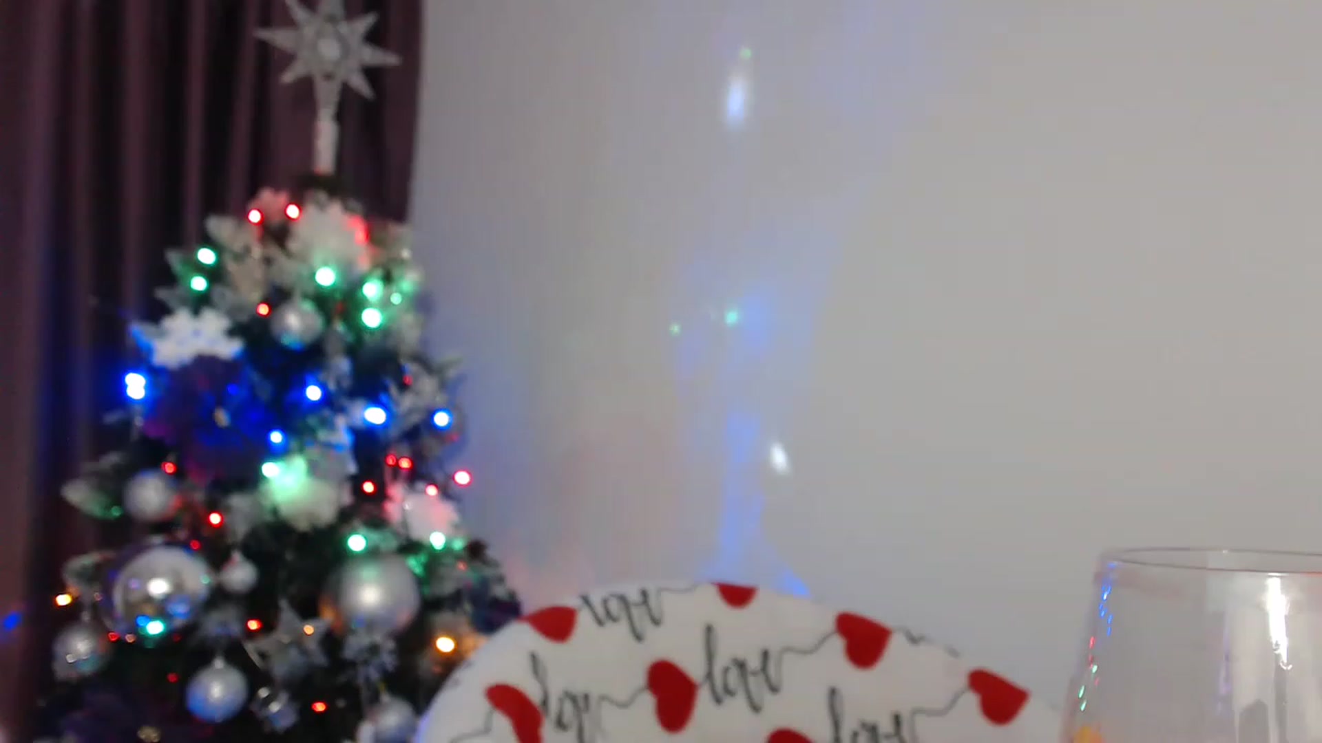 Gallery image thumbnail from AwesomeBlonde's myfreecams stream on, 12/23/2022, 23:02 image 3 of 20