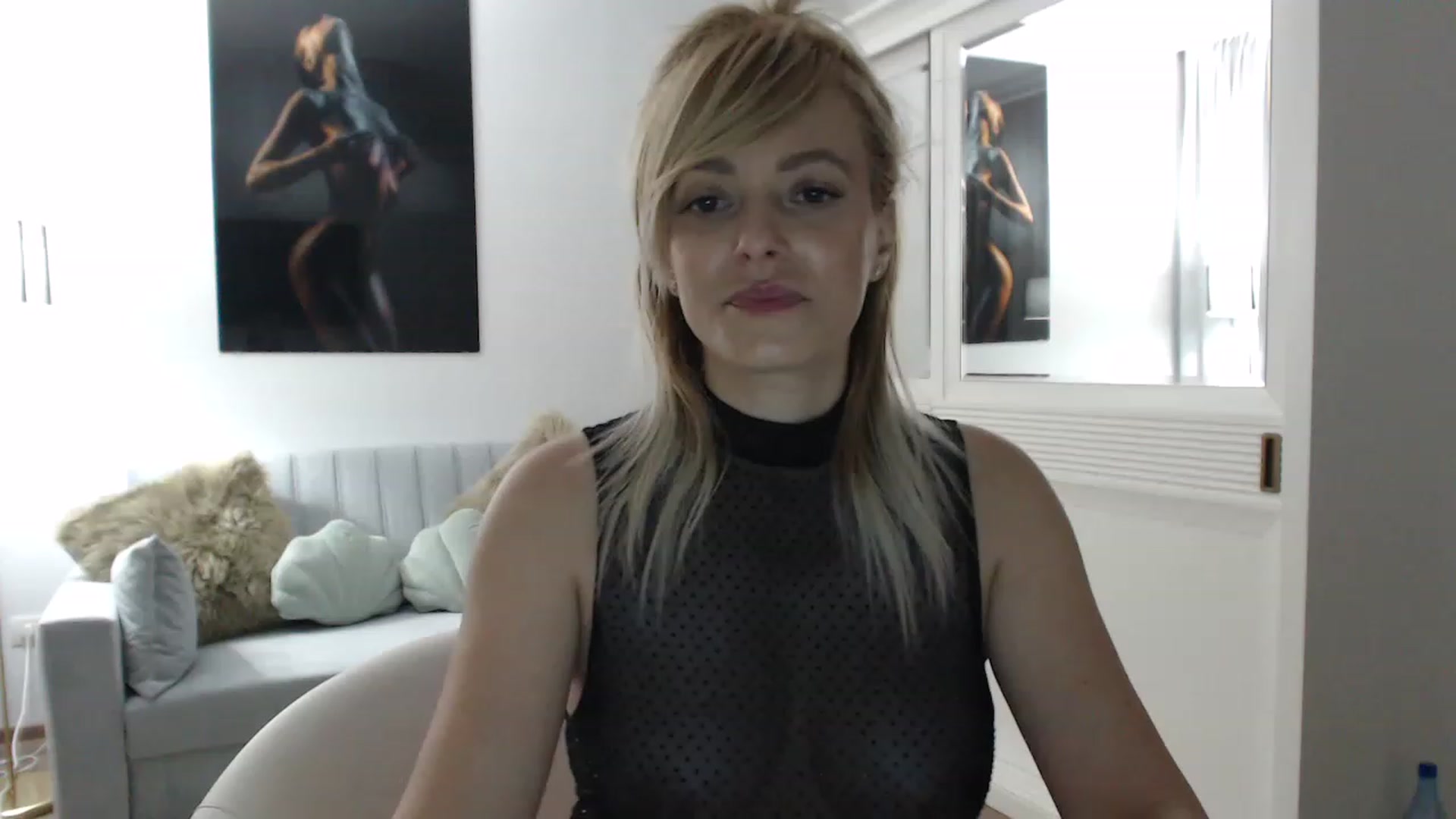 Gallery image thumbnail from AwesomeBlonde's myfreecams stream on, 06/28/2023, 23:12 image 18 of 20