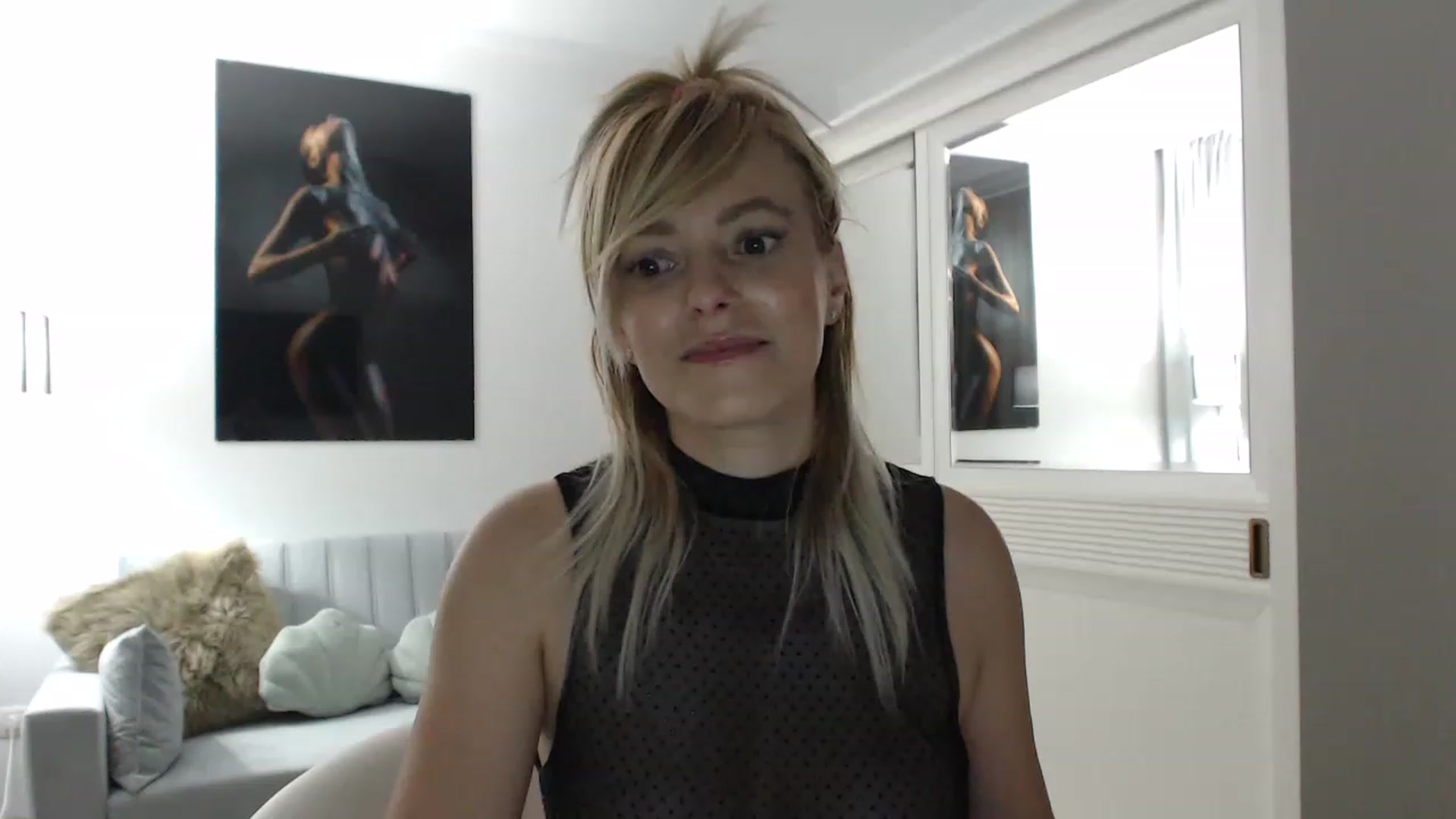 Gallery image thumbnail from AwesomeBlonde's myfreecams stream on, 06/28/2023, 23:12 image 14 of 20