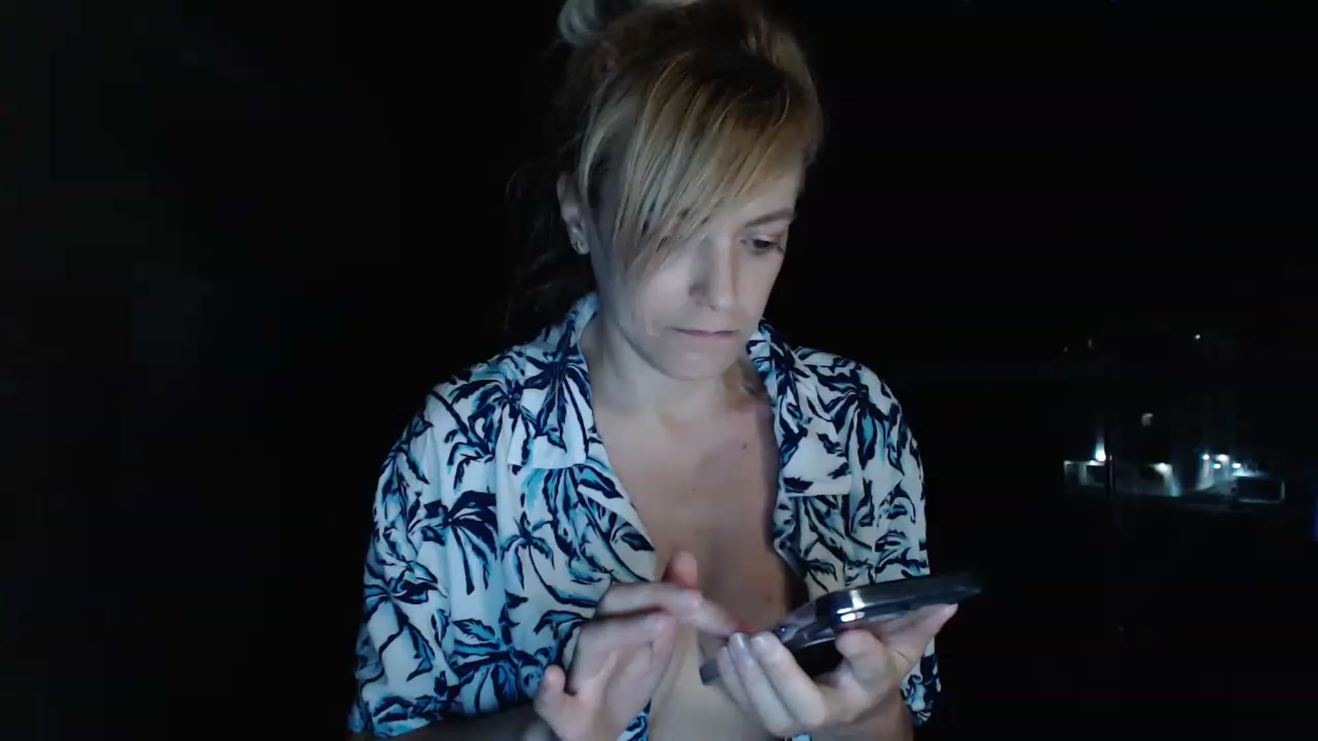 Gallery image thumbnail from AwesomeBlonde's myfreecams stream on, 07/03/2023, 21:22 image 20 of 20