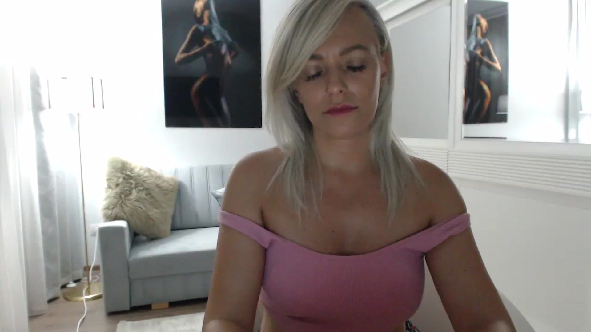 Gallery image thumbnail from AwesomeBlonde's myfreecams stream on, 07/29/2023, 21:20 image 13 of 20