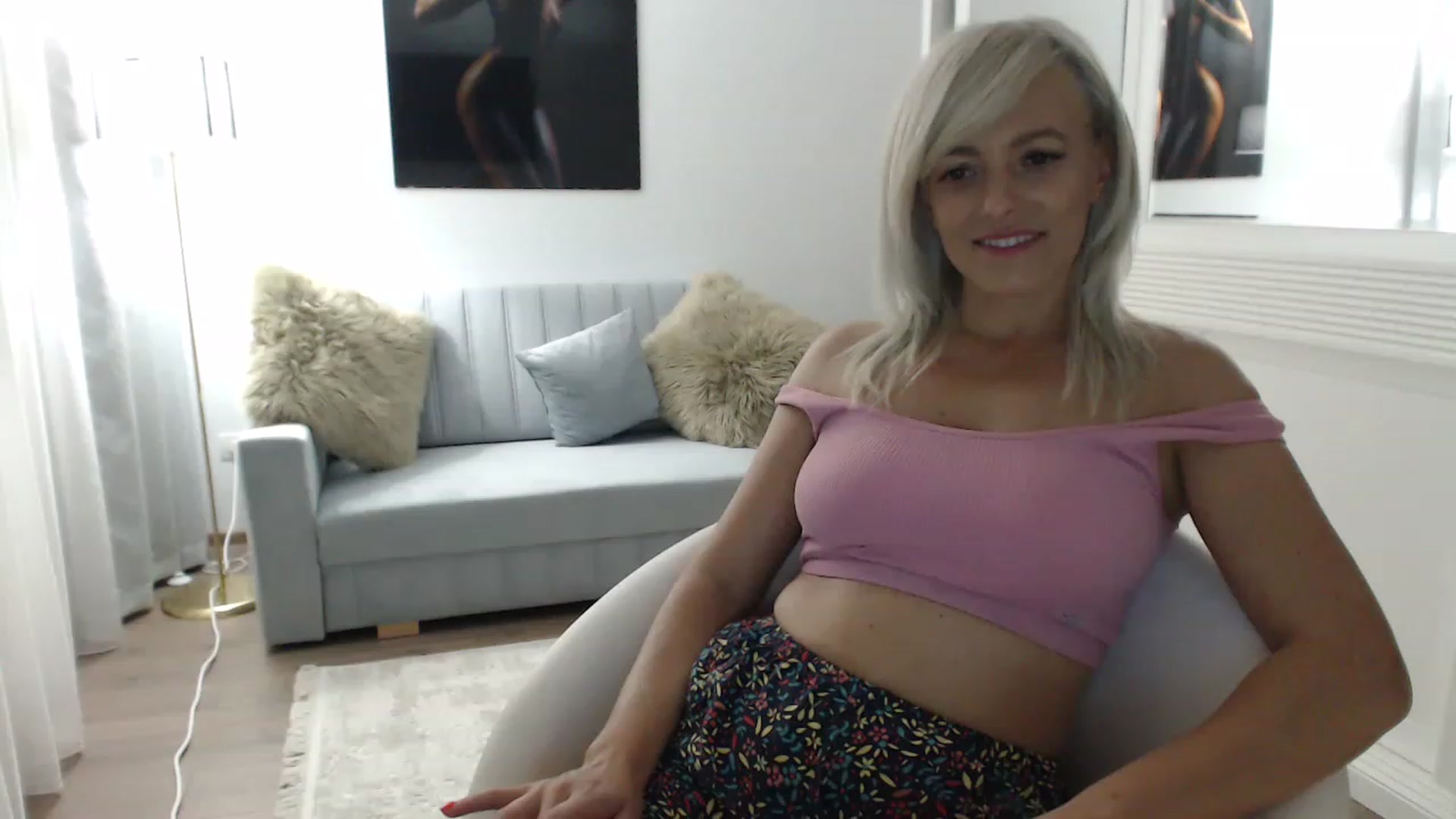 Gallery image thumbnail from AwesomeBlonde's myfreecams stream on, 07/29/2023, 21:43 image 11 of 20