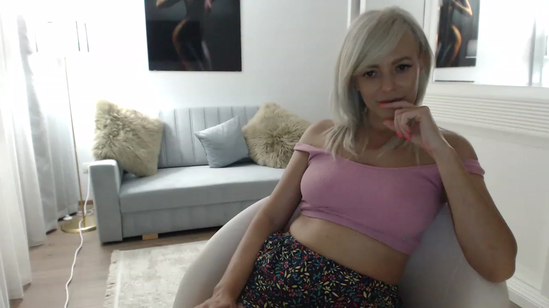 Gallery image thumbnail from AwesomeBlonde's myfreecams stream on, 07/29/2023, 21:43 image 14 of 20