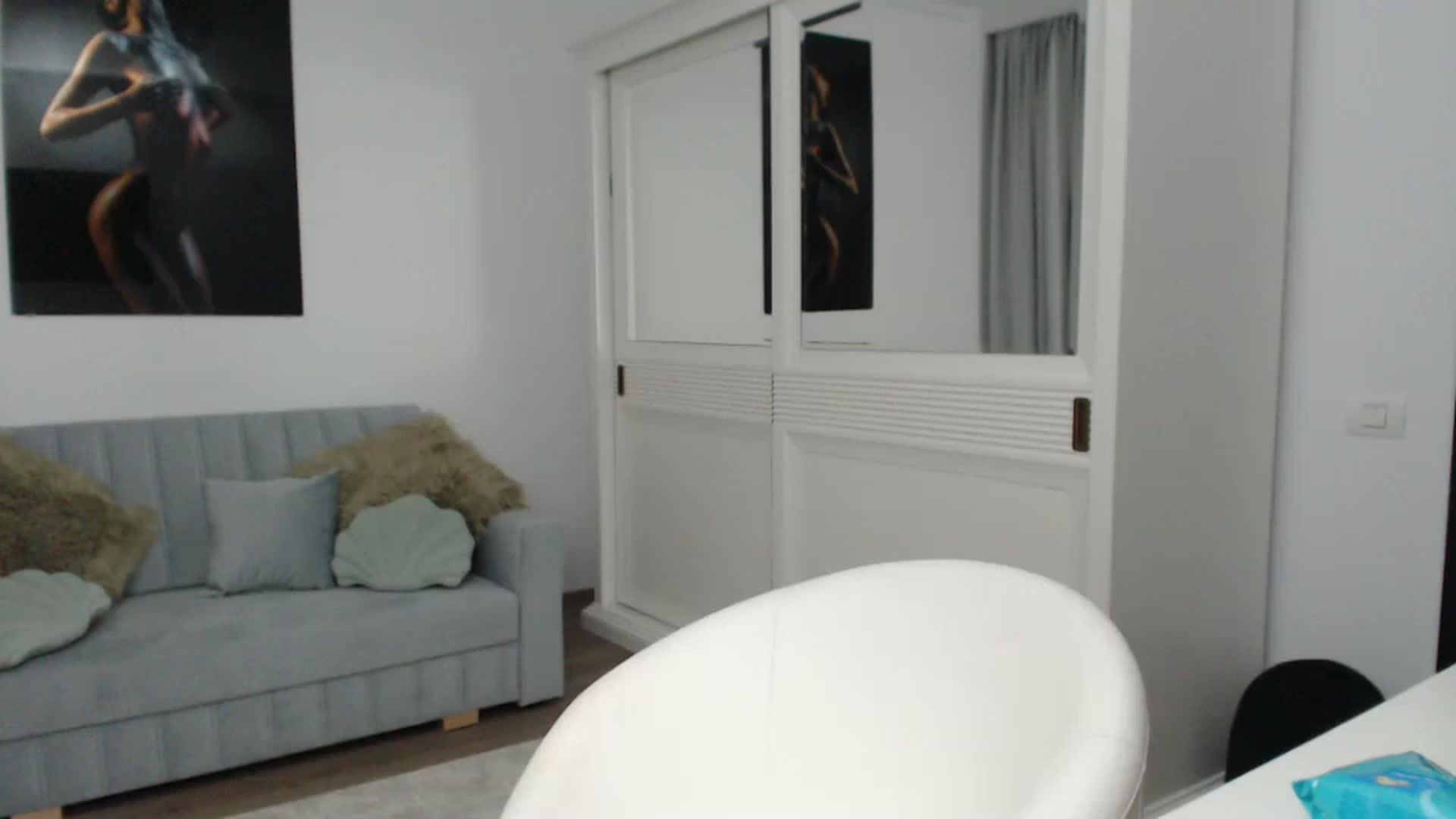 Gallery image thumbnail from AwesomeBlonde's myfreecams stream on, 11/12/2023, 22:33 image 16 of 20