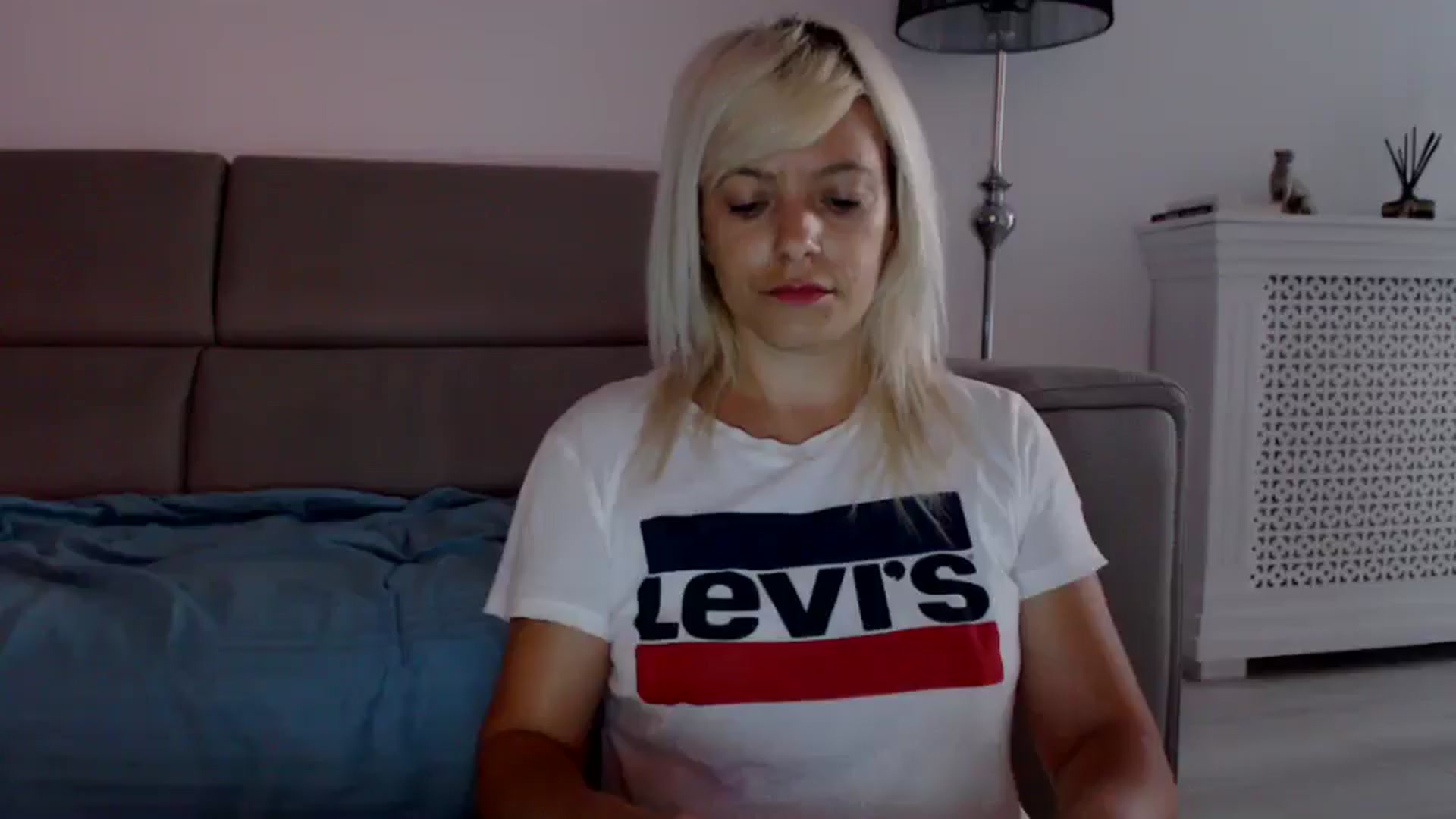 Gallery image thumbnail from AwesomeBlonde's myfreecams stream on, 06/27/2024, 02:50 image 1 of 20