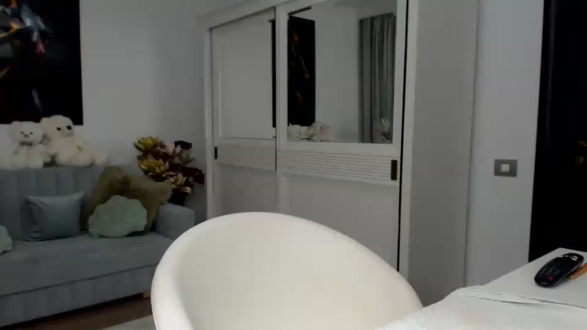 Gallery image thumbnail from AwesomeBlonde's myfreecams stream on, 06/03/2026, 24:00 image 4 of 20