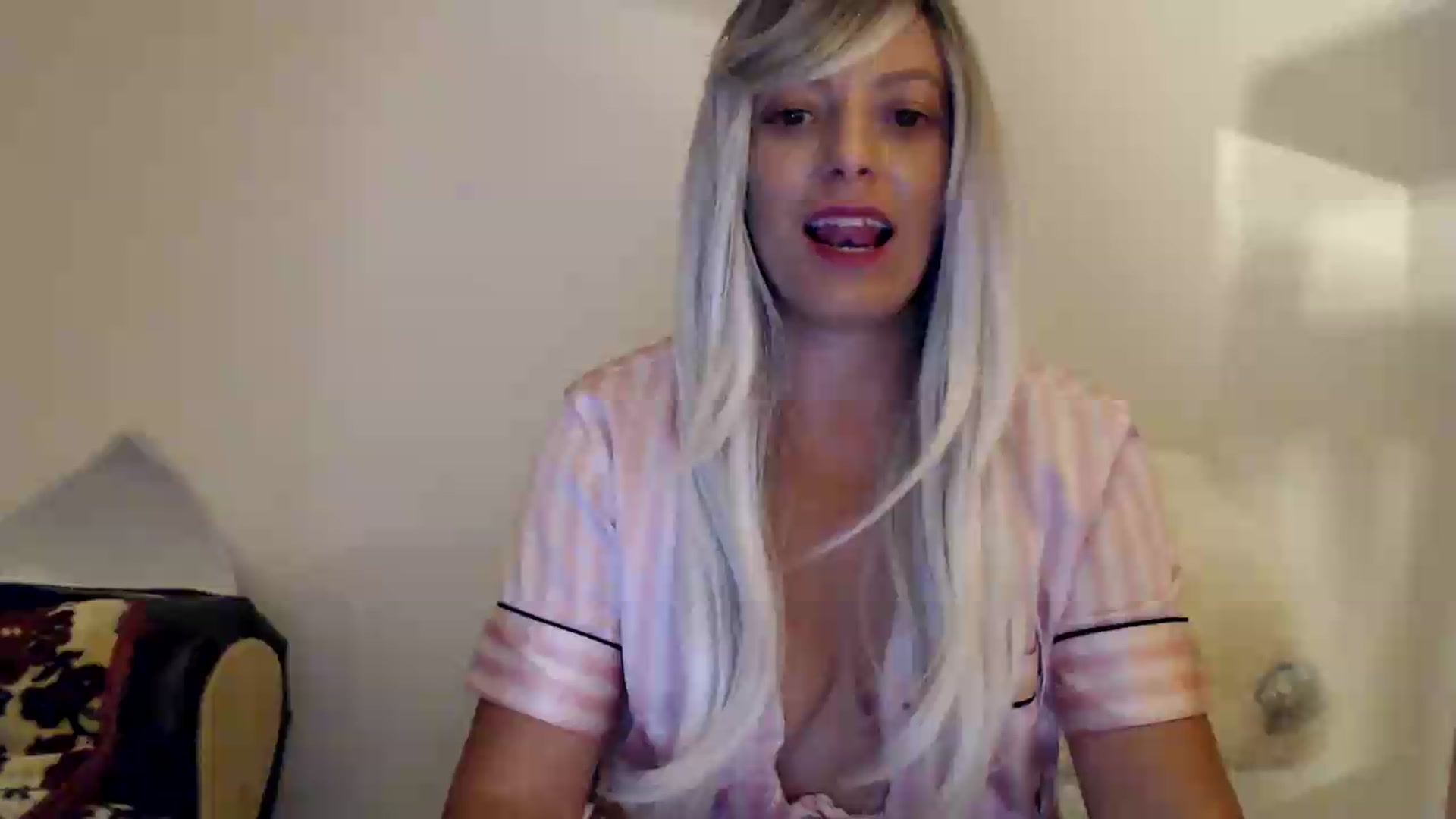 Gallery image thumbnail from AwesomeBlonde's myfreecams stream on, 08/24/2026, 22:55 image 1 of 20