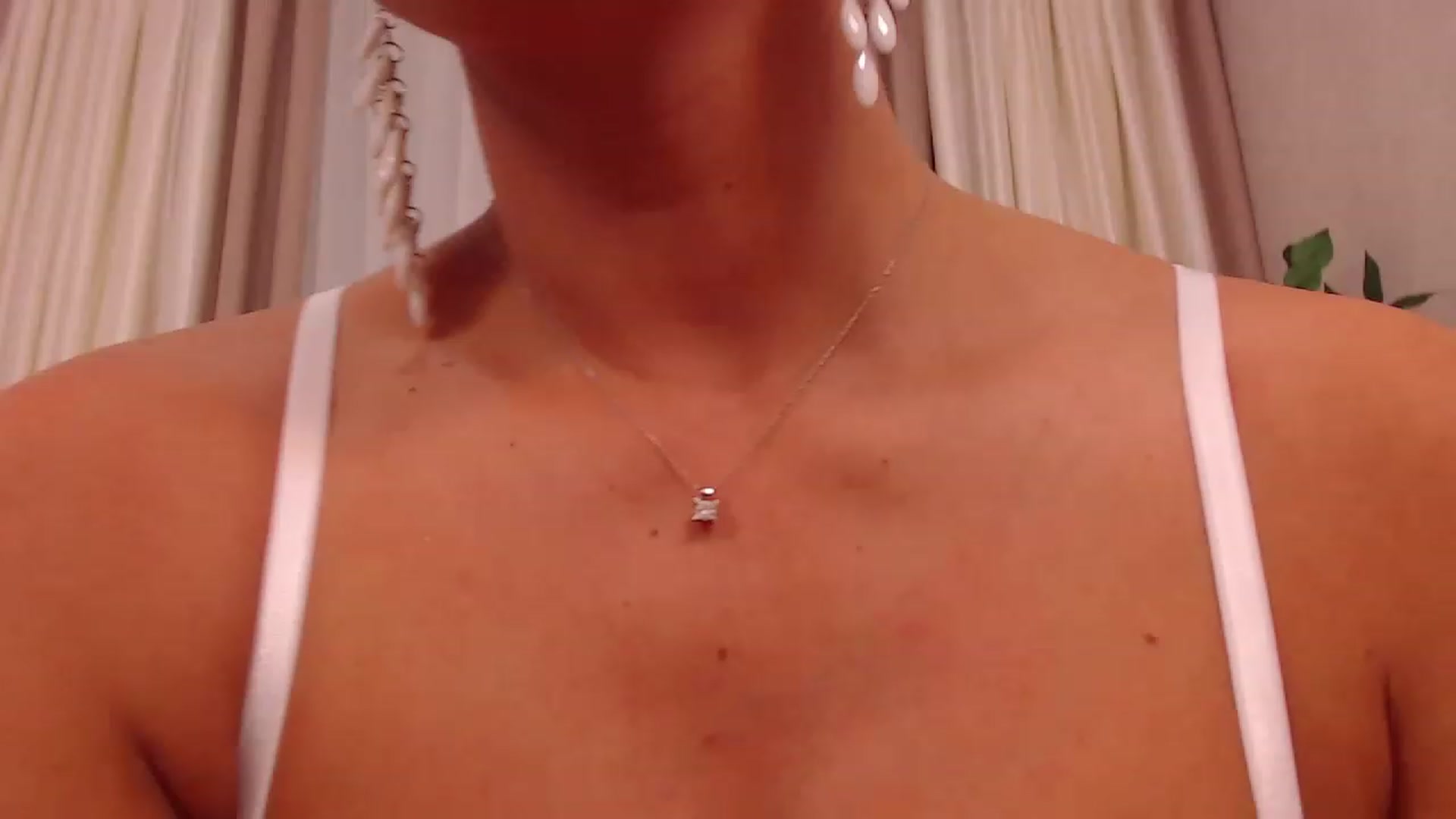 Gallery image thumbnail from AwesomeEly's myfreecams stream on, 11/23/2022, 11:50 image 4 of 20