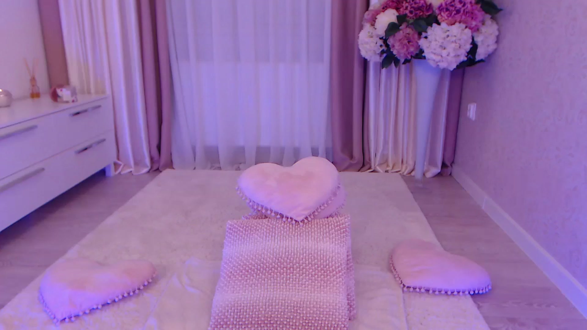 Gallery image thumbnail from AwesomeEly's myfreecams stream on, 11/24/2022, 09:55 image 3 of 20