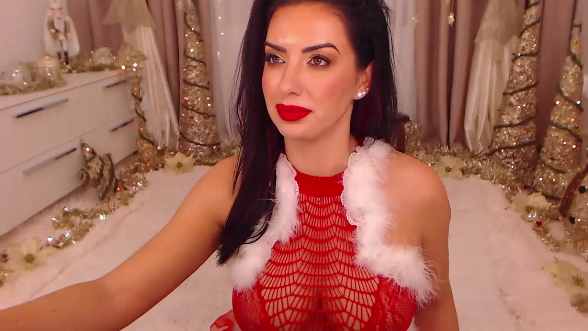 Gallery image thumbnail from AwesomeEly's myfreecams stream on, 12/24/2022, 10:53 image 18 of 20