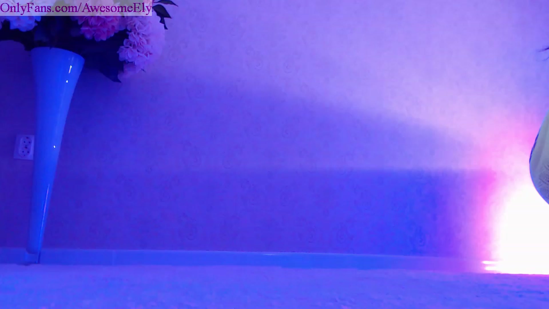 Gallery image thumbnail from AwesomeEly's myfreecams stream on, 02/02/2023, 12:53 image 10 of 20