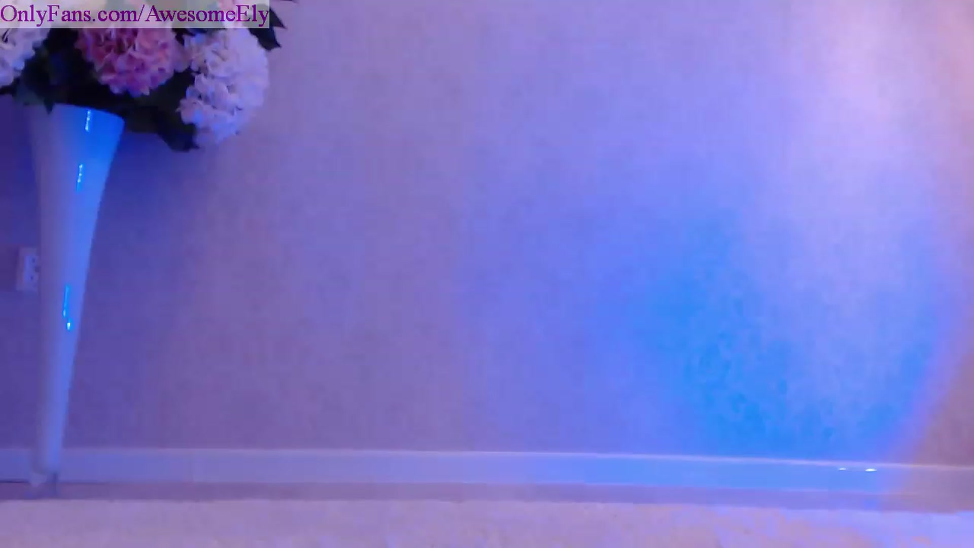 Gallery image thumbnail from AwesomeEly's myfreecams stream on, 03/23/2023, 09:29 image 13 of 20
