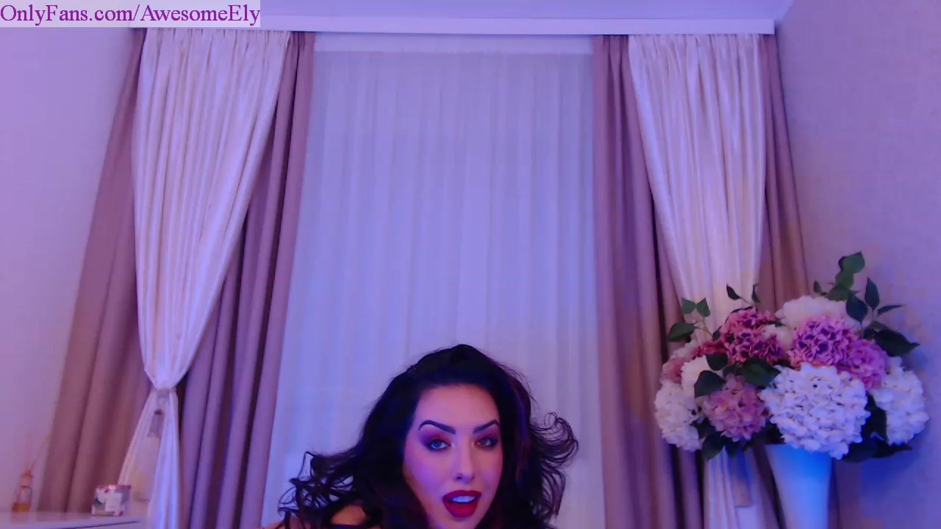 Gallery image thumbnail from AwesomeEly's myfreecams stream on, 04/10/2023, 06:10 image 6 of 20