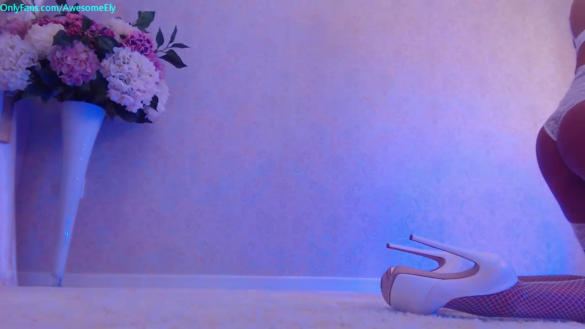 Gallery image thumbnail from AwesomeEly's myfreecams stream on, 07/19/2023, 06:04 image 8 of 20