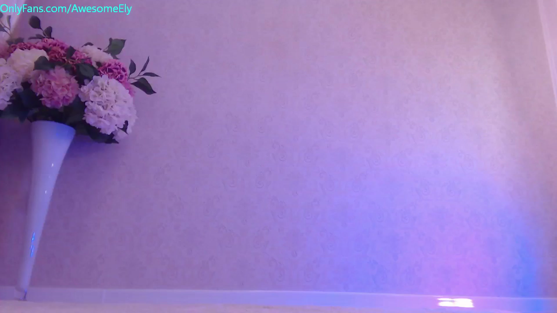 Gallery image thumbnail from AwesomeEly's myfreecams stream on, 07/25/2023, 05:58 image 3 of 20