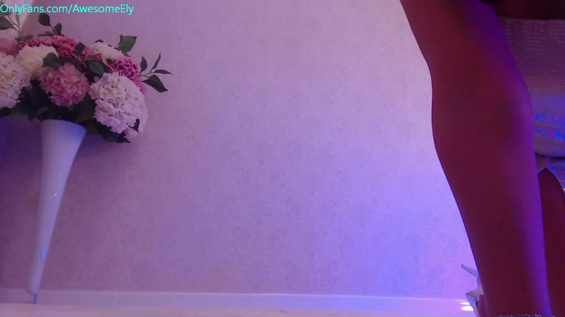 Gallery image thumbnail from AwesomeEly's myfreecams stream on, 07/25/2023, 05:58 image 2 of 20