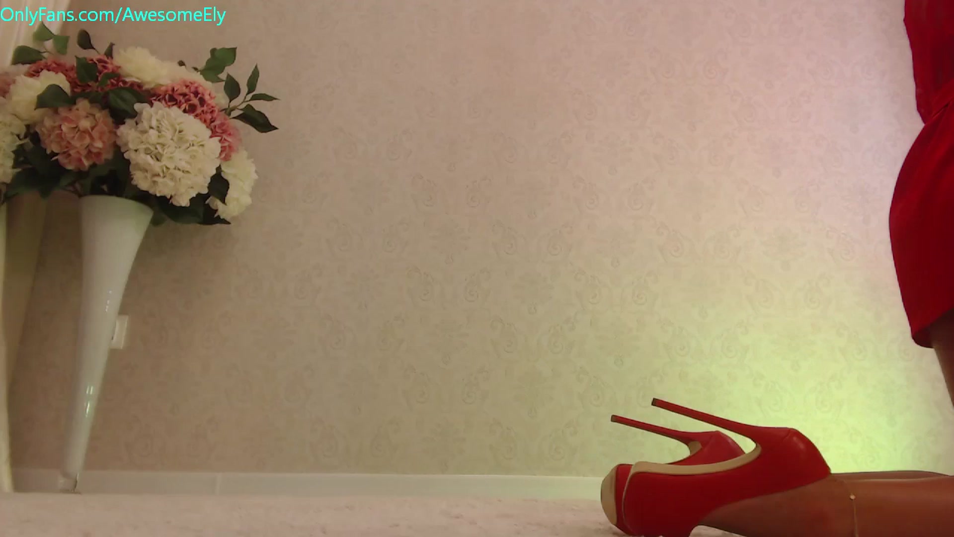 Gallery image thumbnail from AwesomeEly's myfreecams stream on, 10/02/2023, 07:50 image 1 of 20