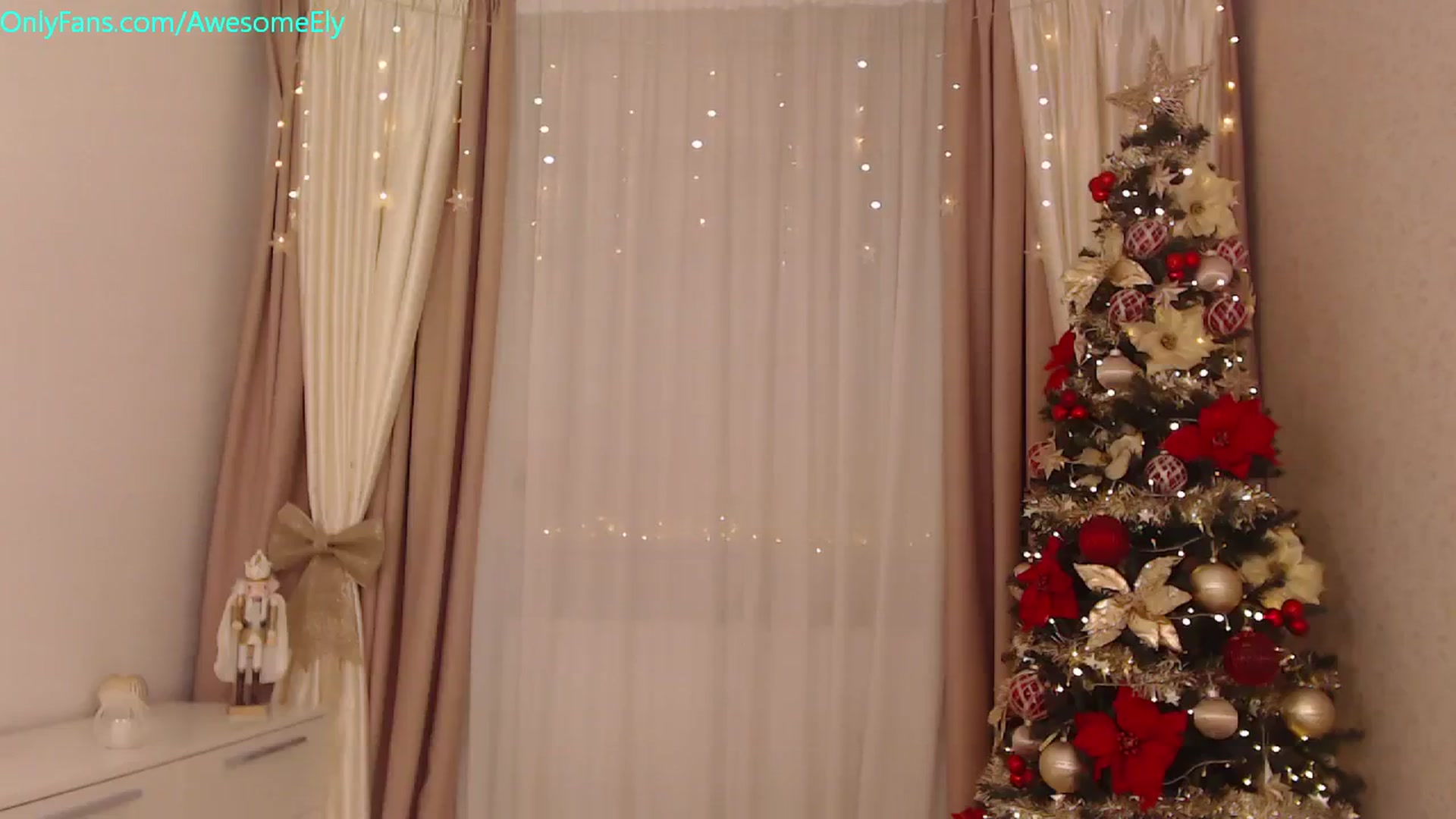 Gallery image thumbnail from AwesomeEly's myfreecams stream on, 12/23/2023, 11:27 image 3 of 20