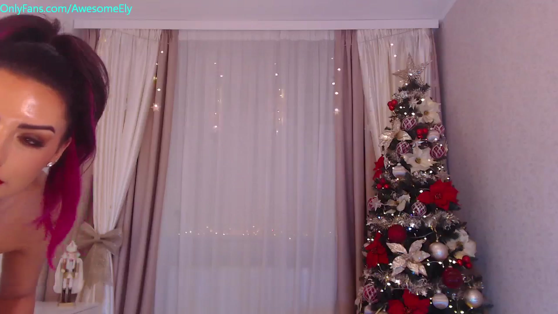 Gallery image thumbnail from AwesomeEly's myfreecams stream on, 12/30/2023, 11:58 image 14 of 20