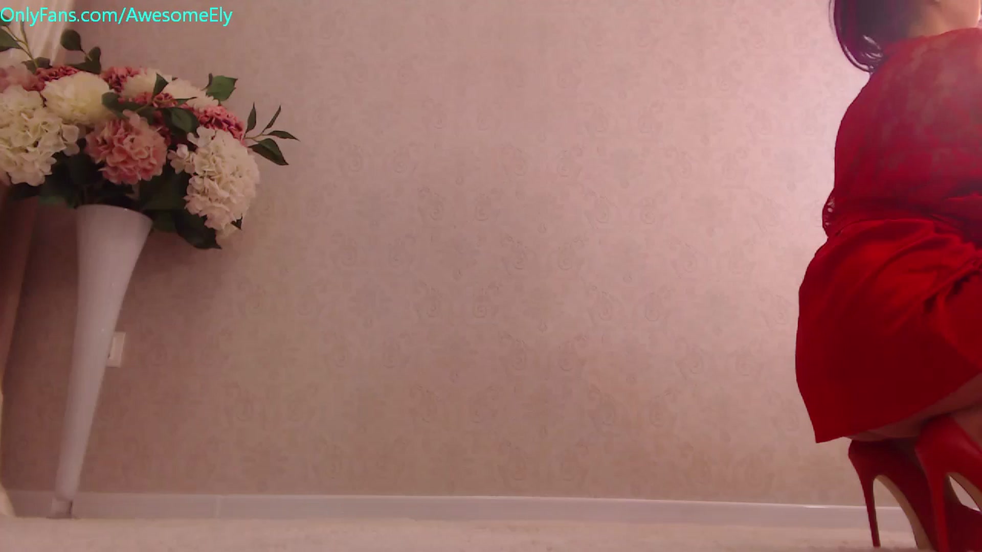 Gallery image thumbnail from AwesomeEly's myfreecams stream on, 02/14/2024, 08:00 image 10 of 20