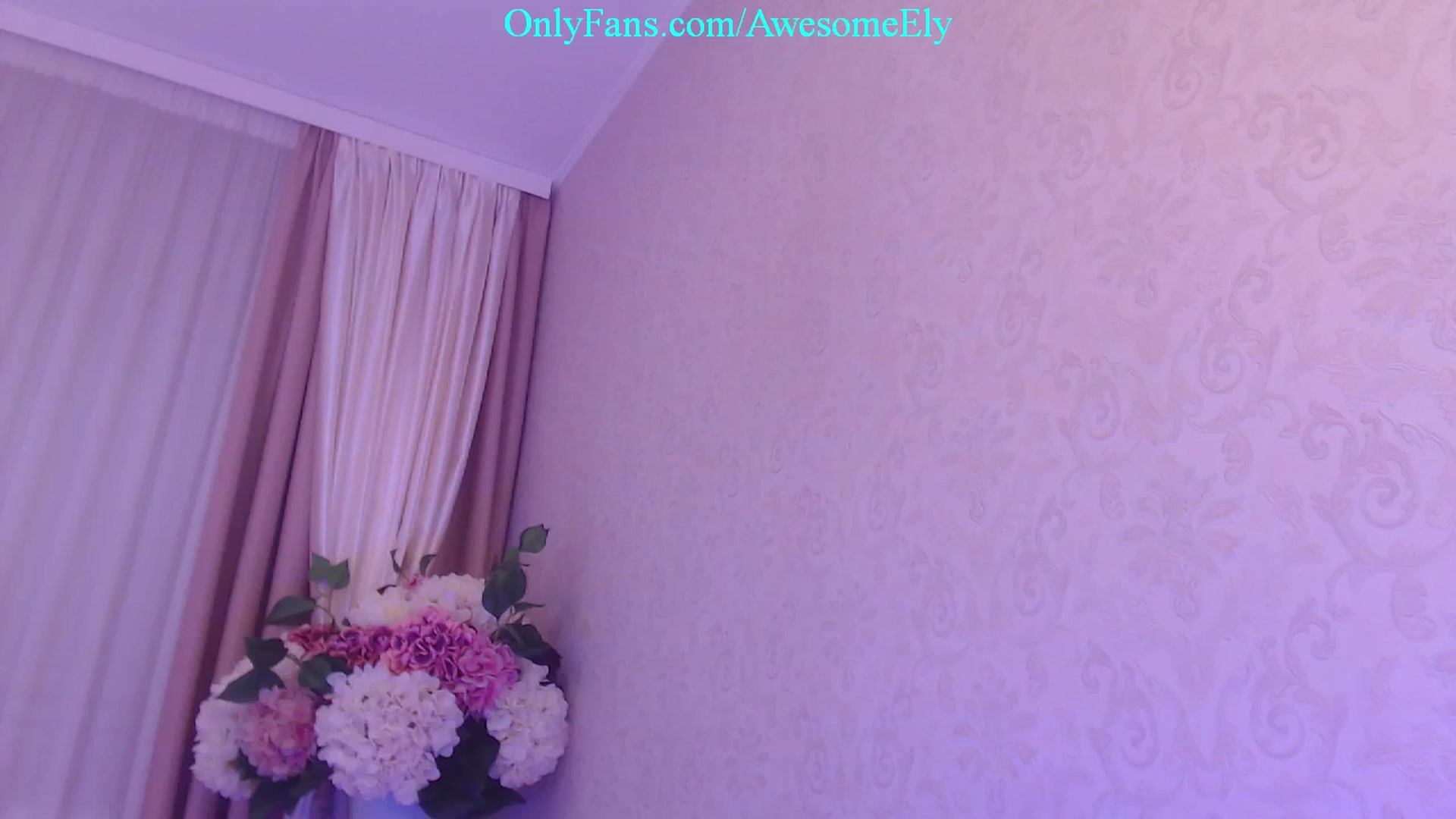 Gallery image thumbnail from AwesomeEly's myfreecams stream on, 02/23/2024, 12:01 image 7 of 20