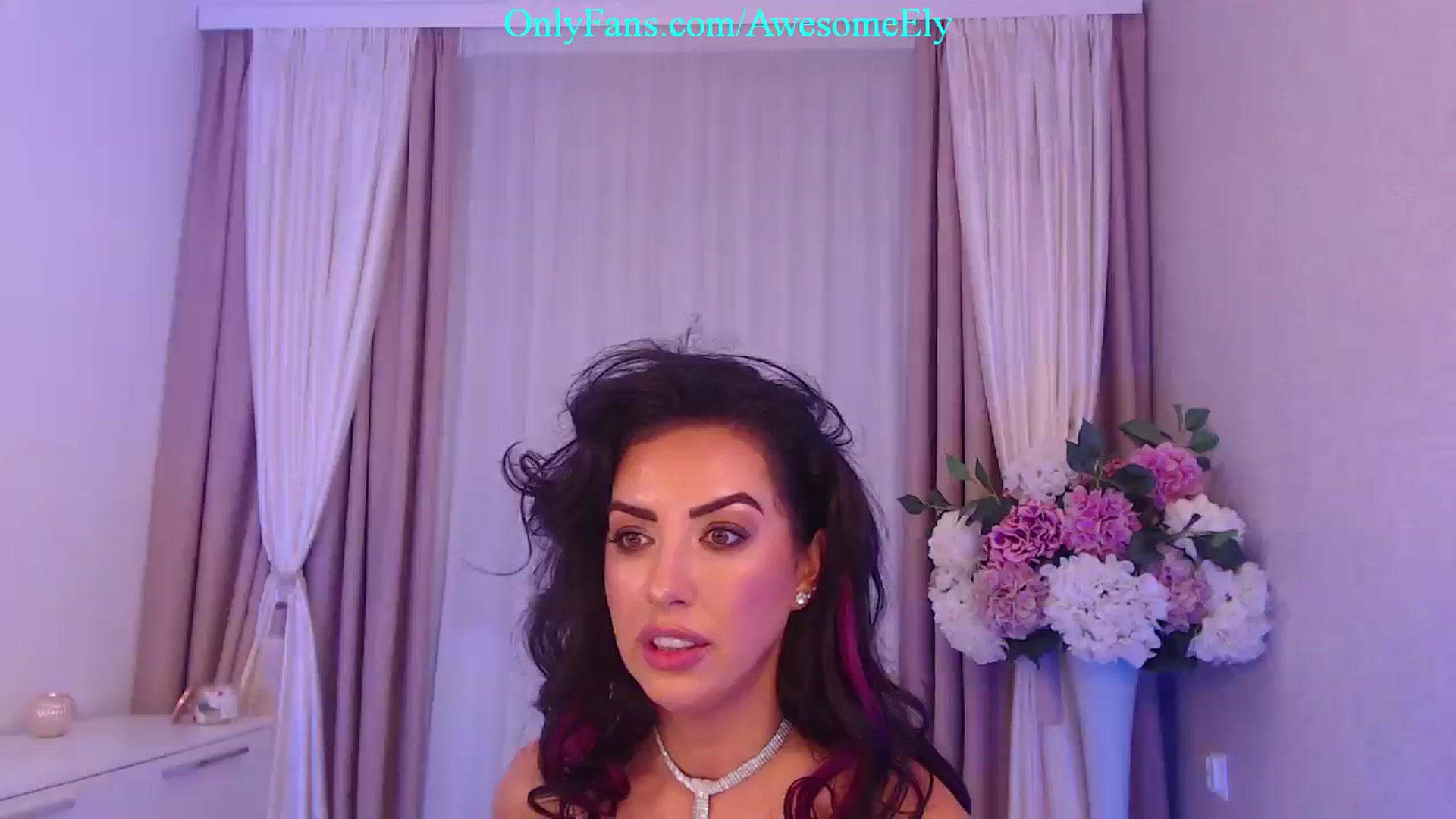 Gallery image thumbnail from AwesomeEly's myfreecams stream on, 03/08/2024, 13:50 image 1 of 20