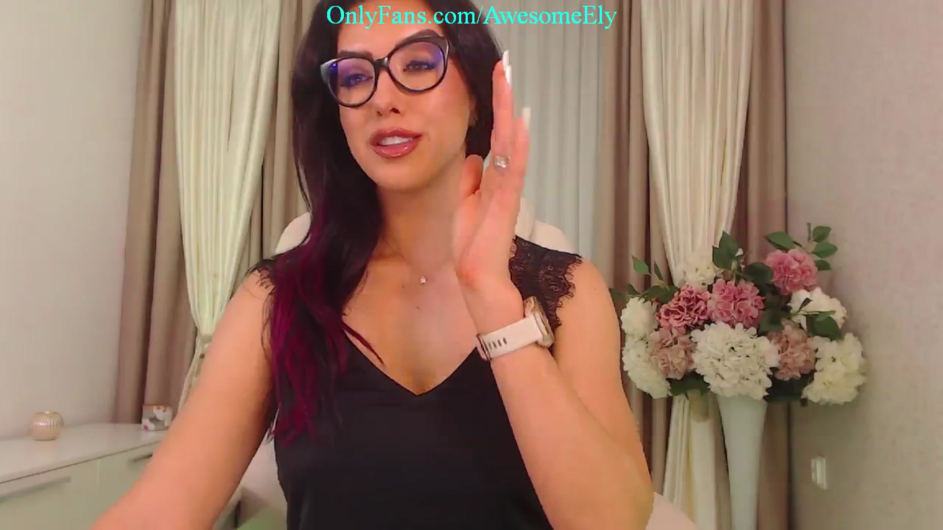Gallery image thumbnail from AwesomeEly's myfreecams stream on, 03/23/2024, 08:57 image 3 of 20