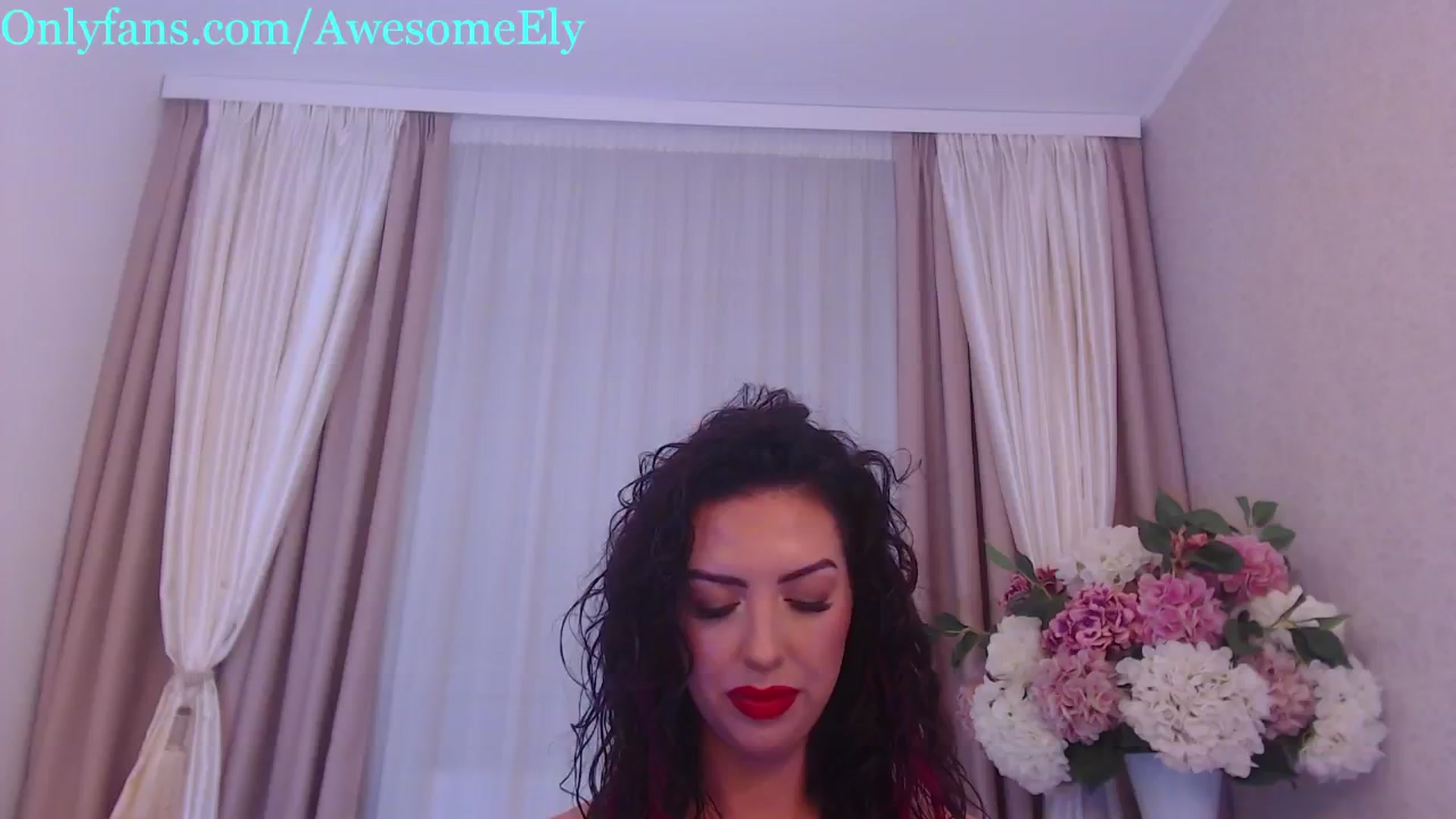 Gallery image thumbnail from AwesomeEly's myfreecams stream on, 04/25/2024, 15:43 image 6 of 20