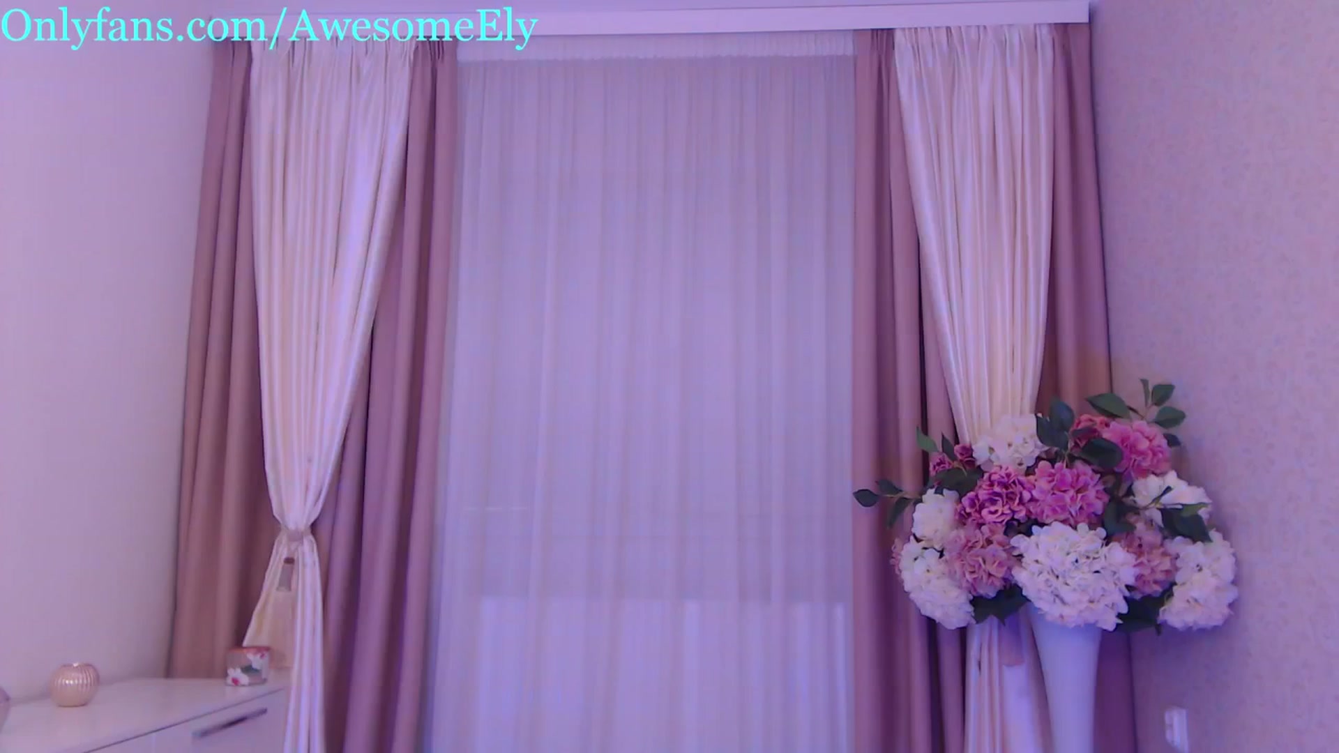 Gallery image thumbnail from AwesomeEly's myfreecams stream on, 04/27/2024, 09:55 image 14 of 20