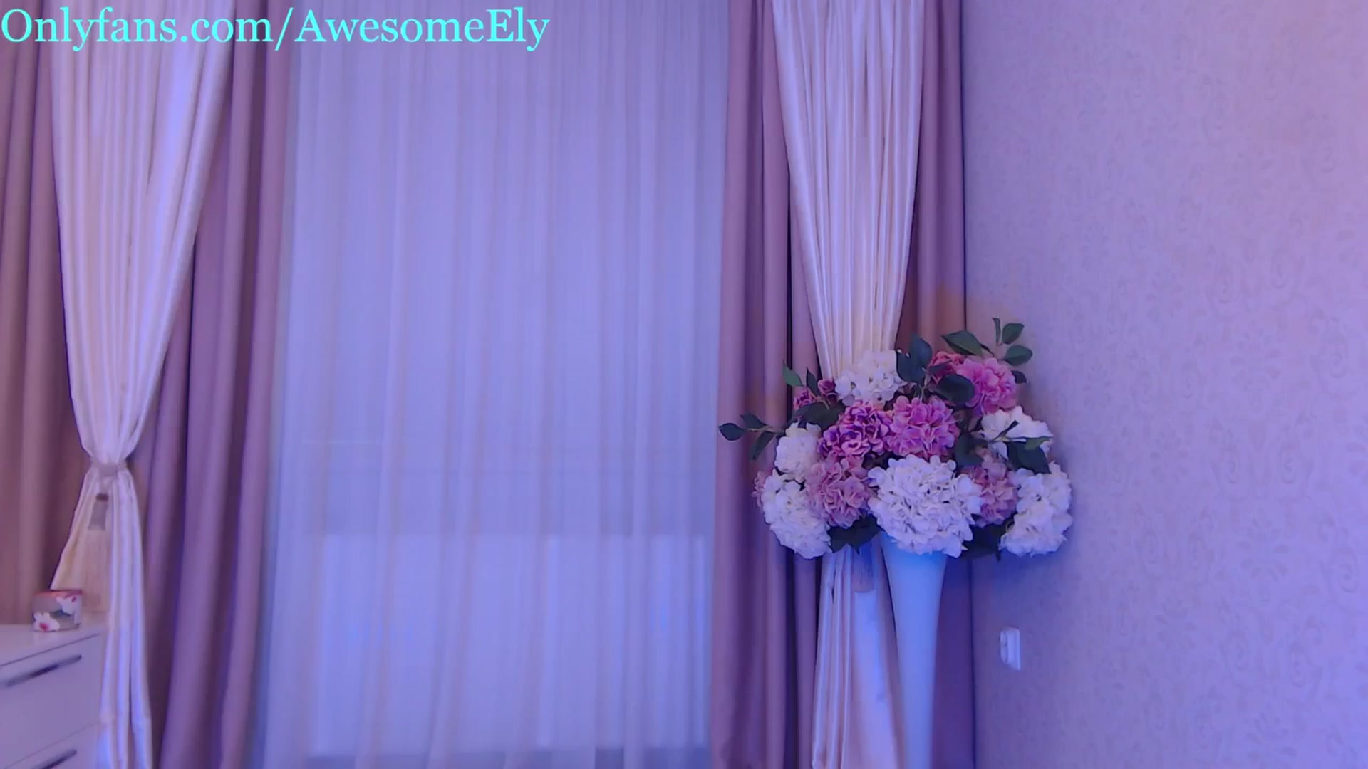 Gallery image thumbnail from AwesomeEly's myfreecams stream on, 04/27/2024, 13:35 image 5 of 20