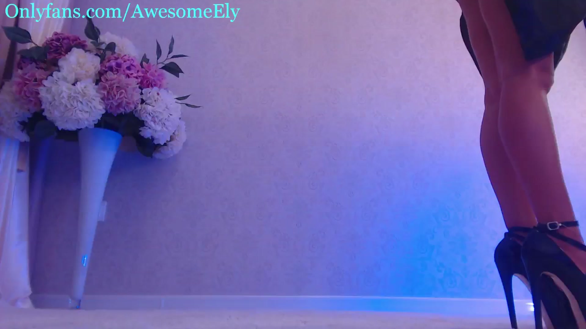 Gallery image thumbnail from AwesomeEly's myfreecams stream on, 05/21/2024, 14:35 image 1 of 20