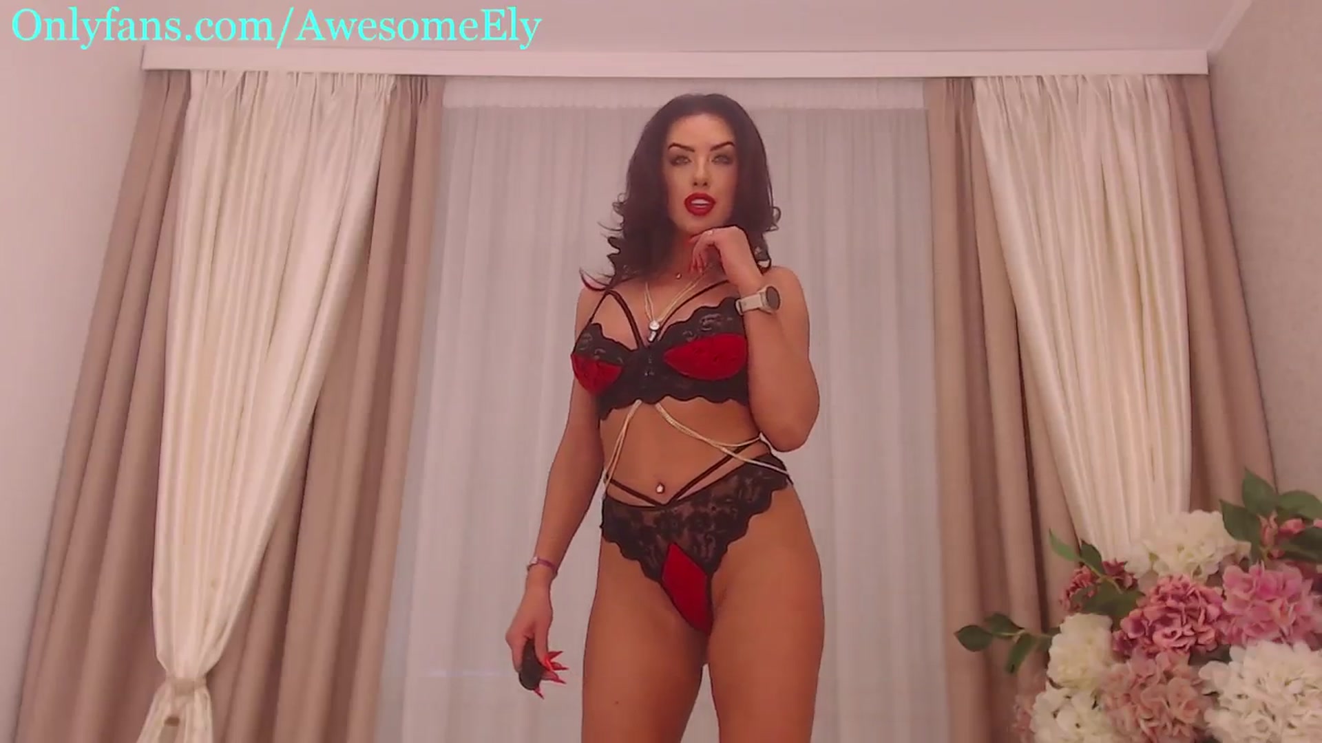 Gallery image thumbnail from AwesomeEly's myfreecams stream on, 05/24/2024, 11:52 image 4 of 20