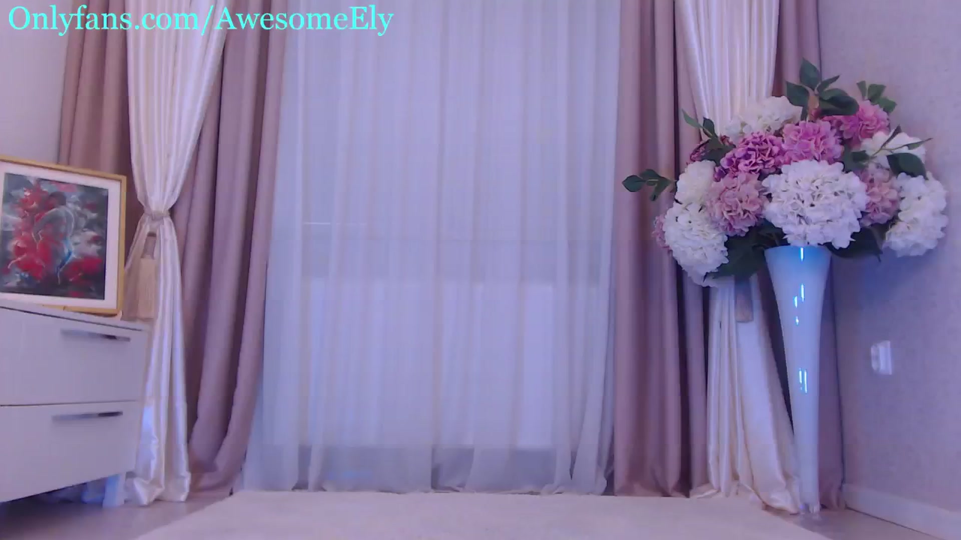 Gallery image thumbnail from AwesomeEly's myfreecams stream on, 07/01/2024, 11:39 image 18 of 20
