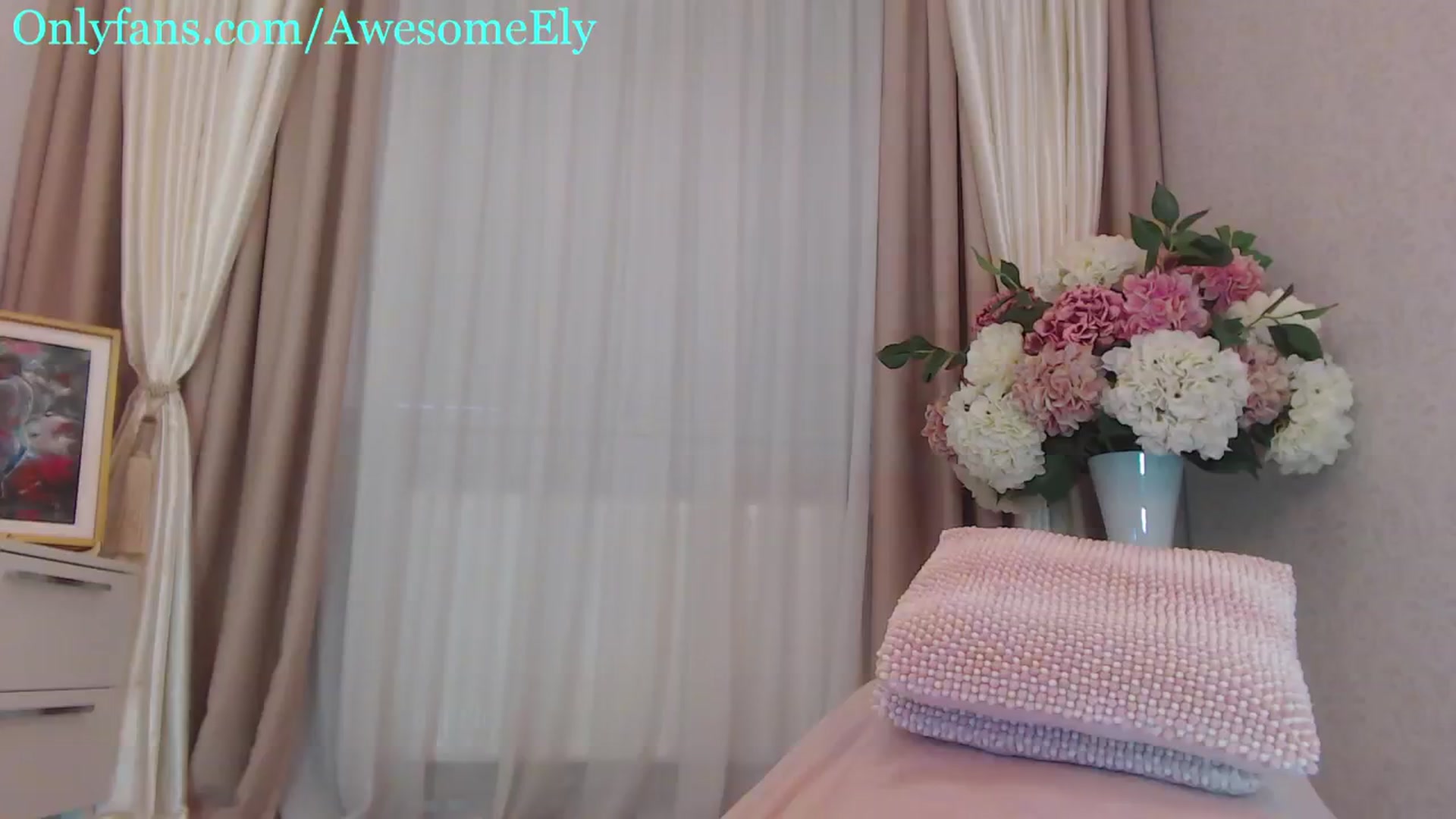Gallery image thumbnail from AwesomeEly's myfreecams stream on, 08/05/2024, 11:46 image 18 of 20