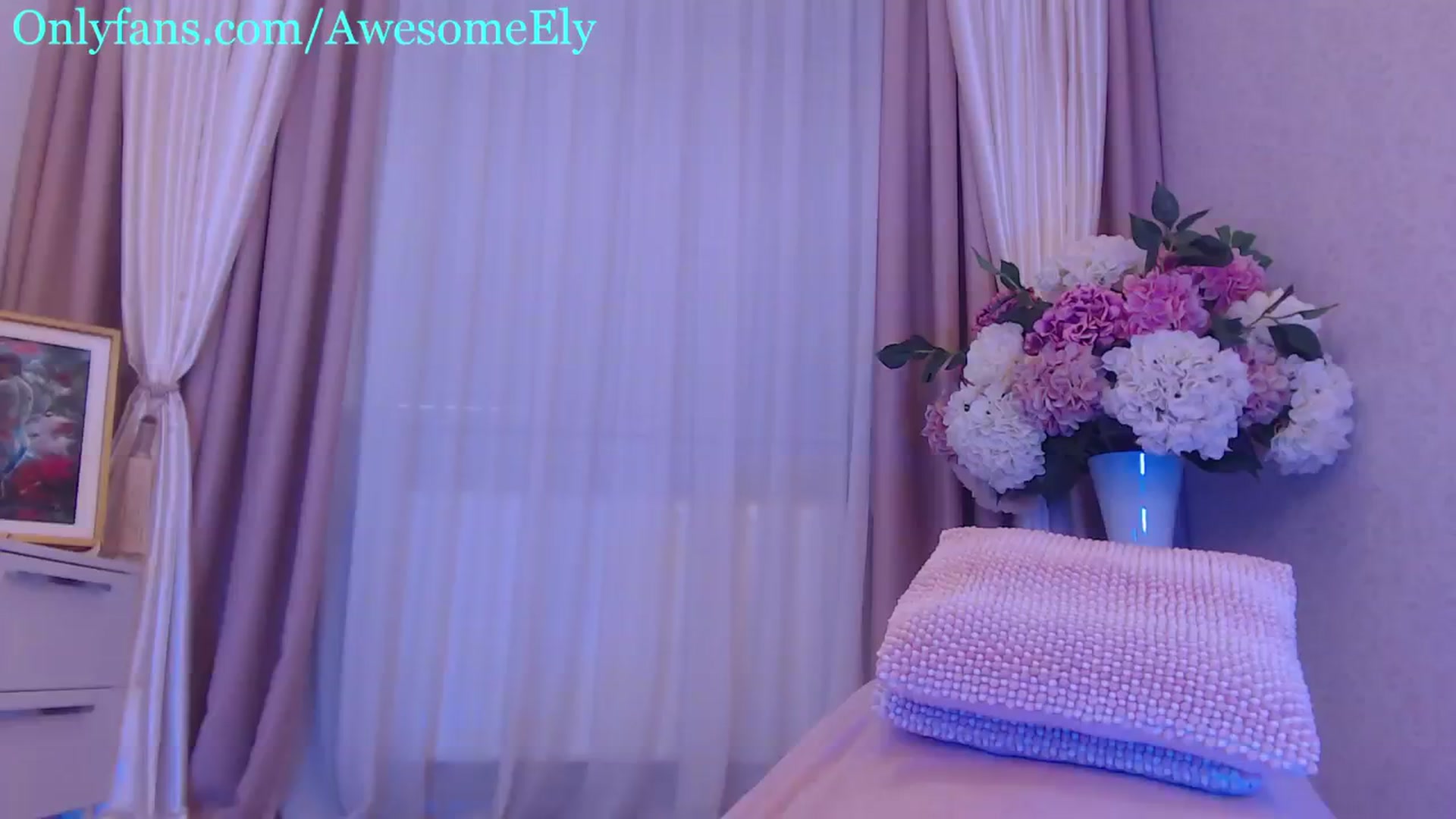 Gallery image thumbnail from AwesomeEly's myfreecams stream on, 08/05/2024, 11:46 image 17 of 20