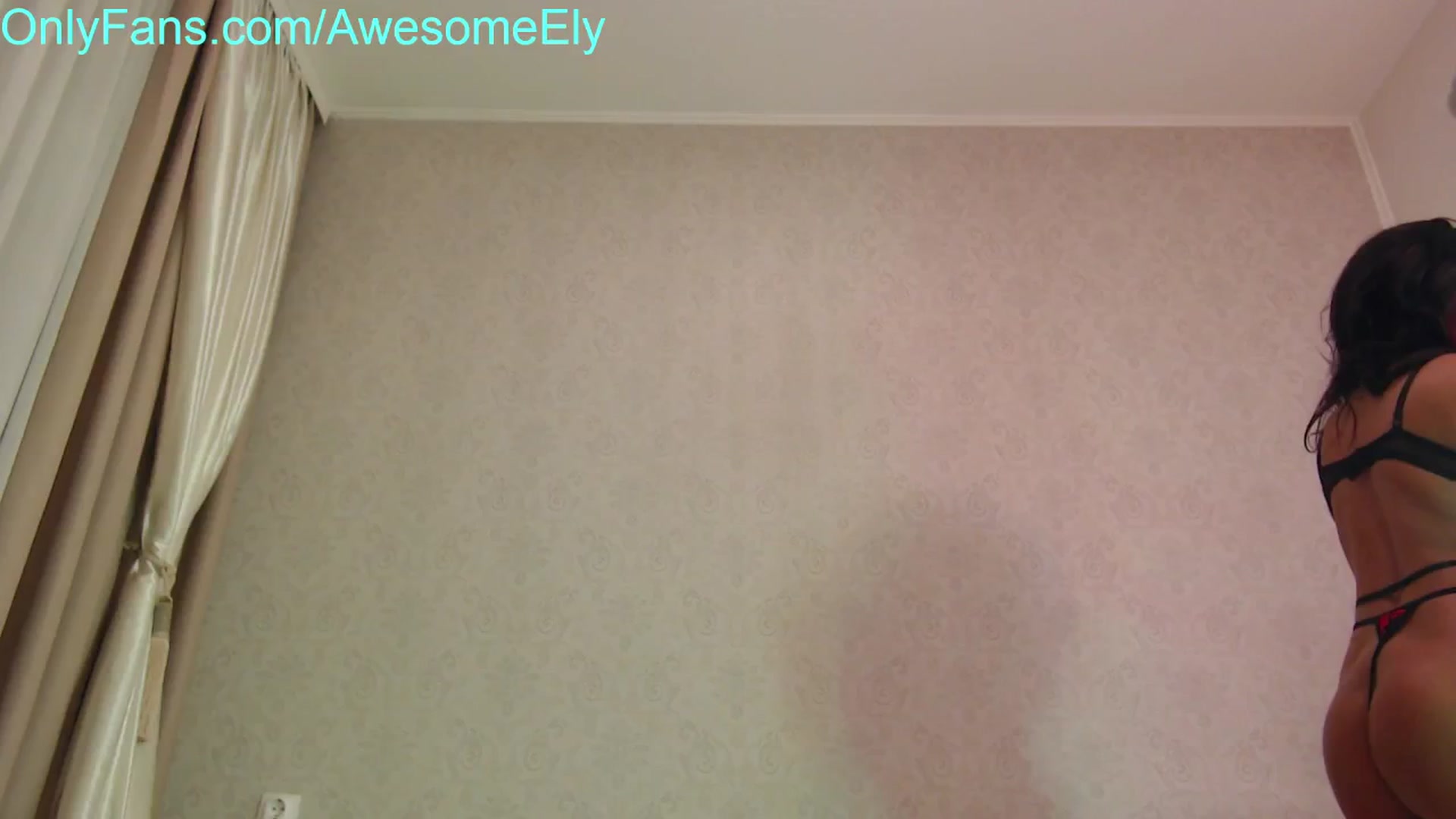 Gallery image thumbnail from AwesomeEly's myfreecams stream on, 05/20/2025, 15:45 image 2 of 20