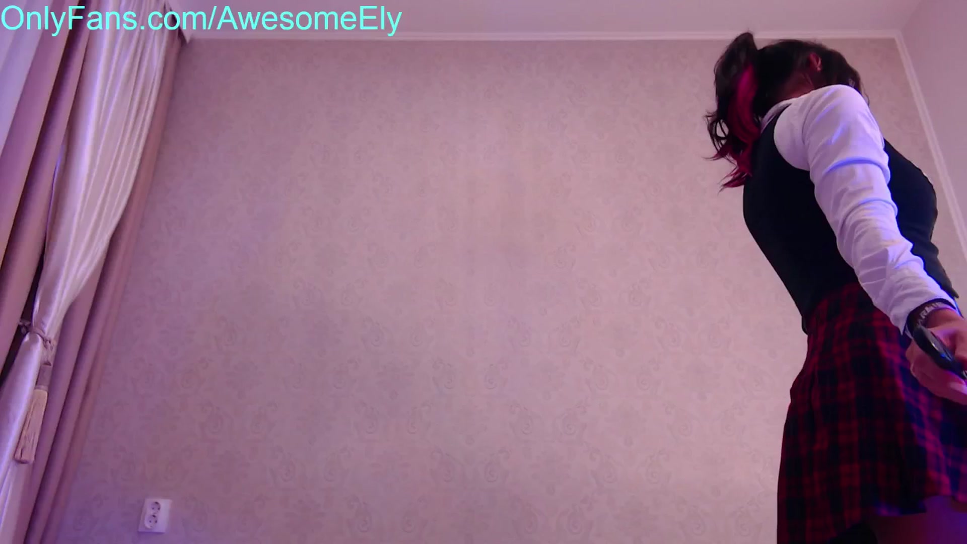 Gallery image thumbnail from AwesomeEly's myfreecams stream on, 07/02/2025, 20:03 image 4 of 20
