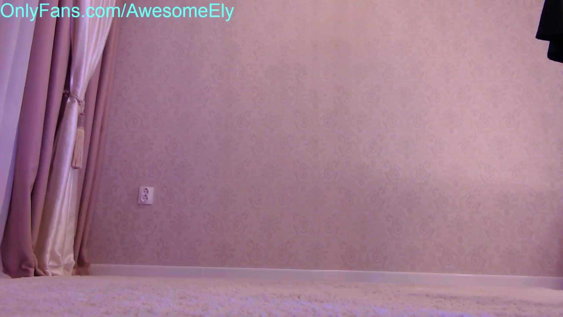 Gallery image thumbnail from AwesomeEly's myfreecams stream on, 07/15/2025, 22:11 image 1 of 20