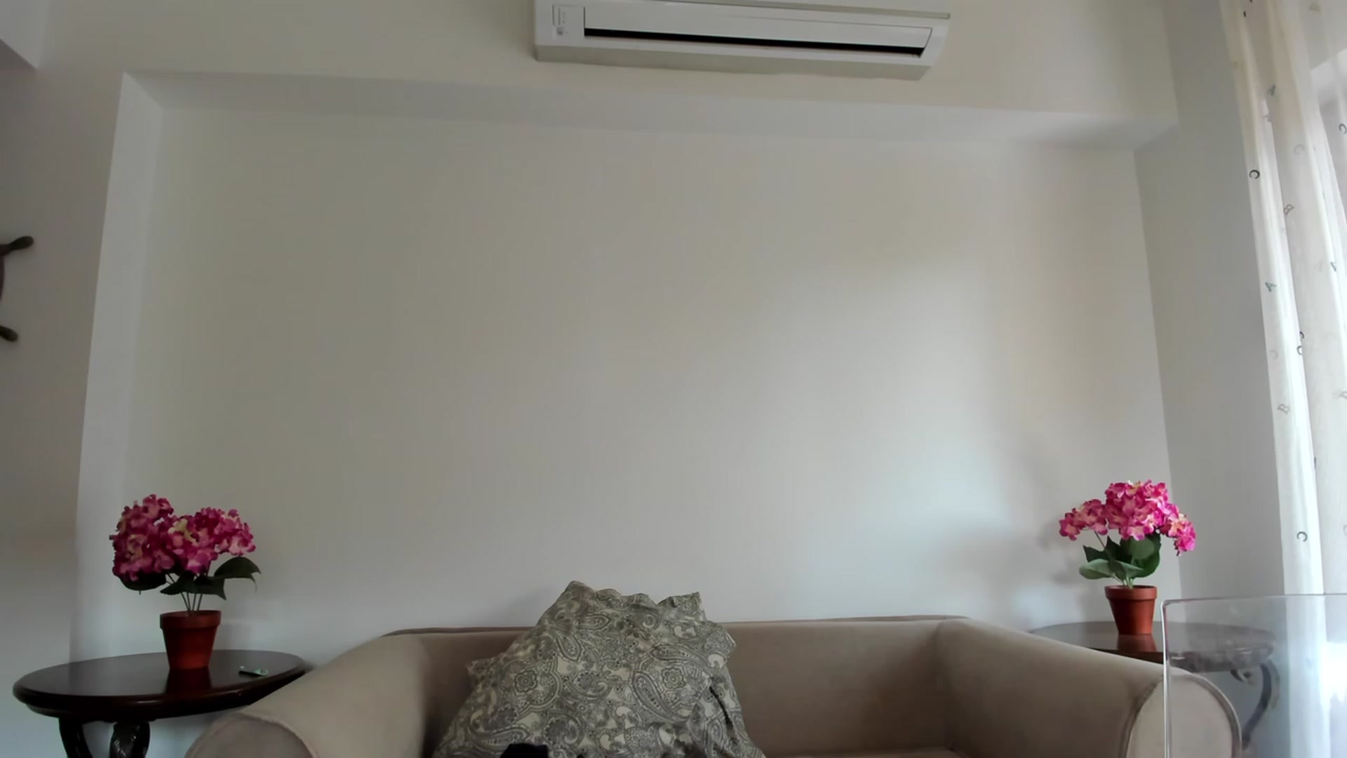Gallery image thumbnail from AwesomeJolie's myfreecams stream on, 05/19/2023, 07:40 image 11 of 20