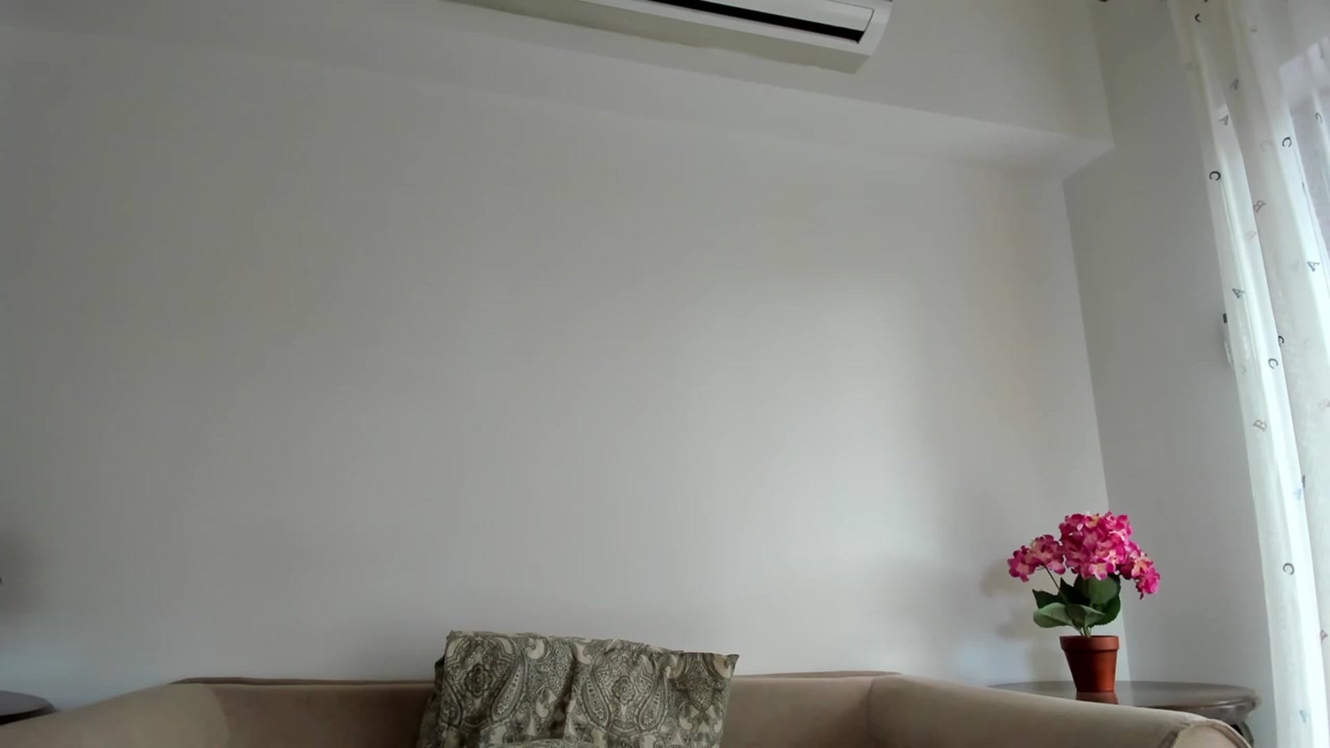 Gallery image thumbnail from AwesomeJolie's myfreecams stream on, 05/22/2023, 11:37 image 19 of 20